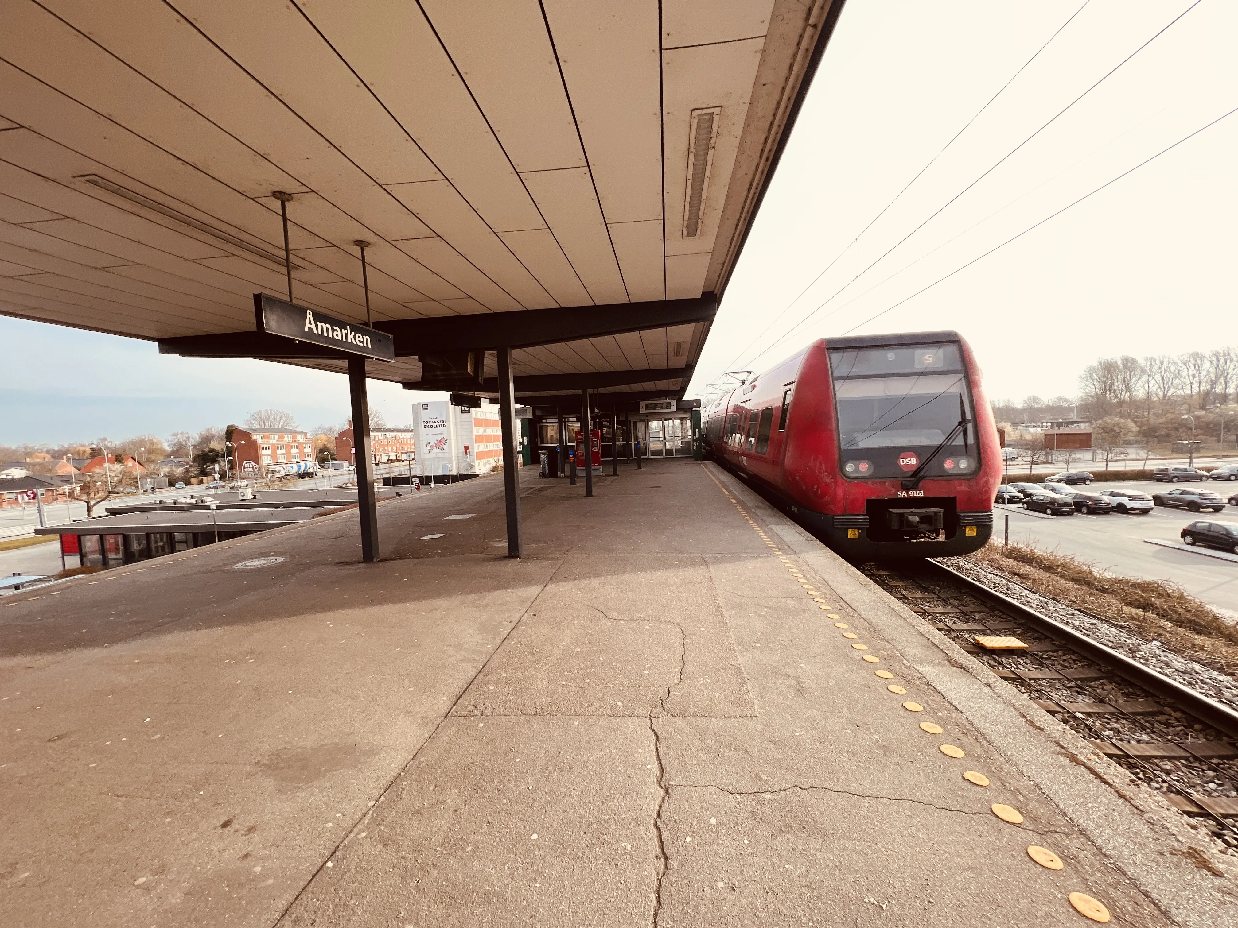 Billede af DSB SA 8161 fotograferet ud for Åmarken S-togstrinbræt.