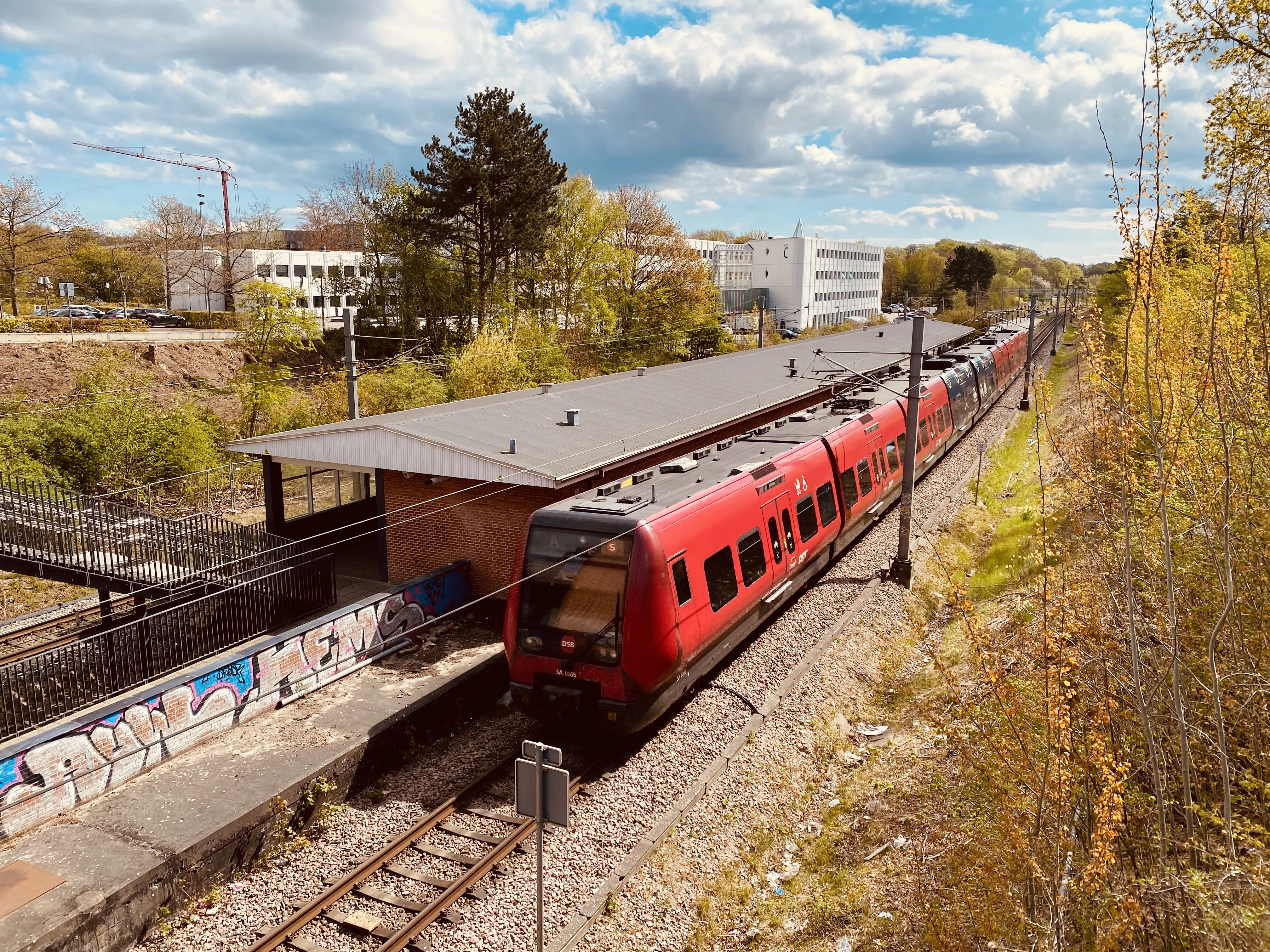 Billede af DSB SA 8165 fotograferet ud for Sorgenfri S-togstrinbræt.