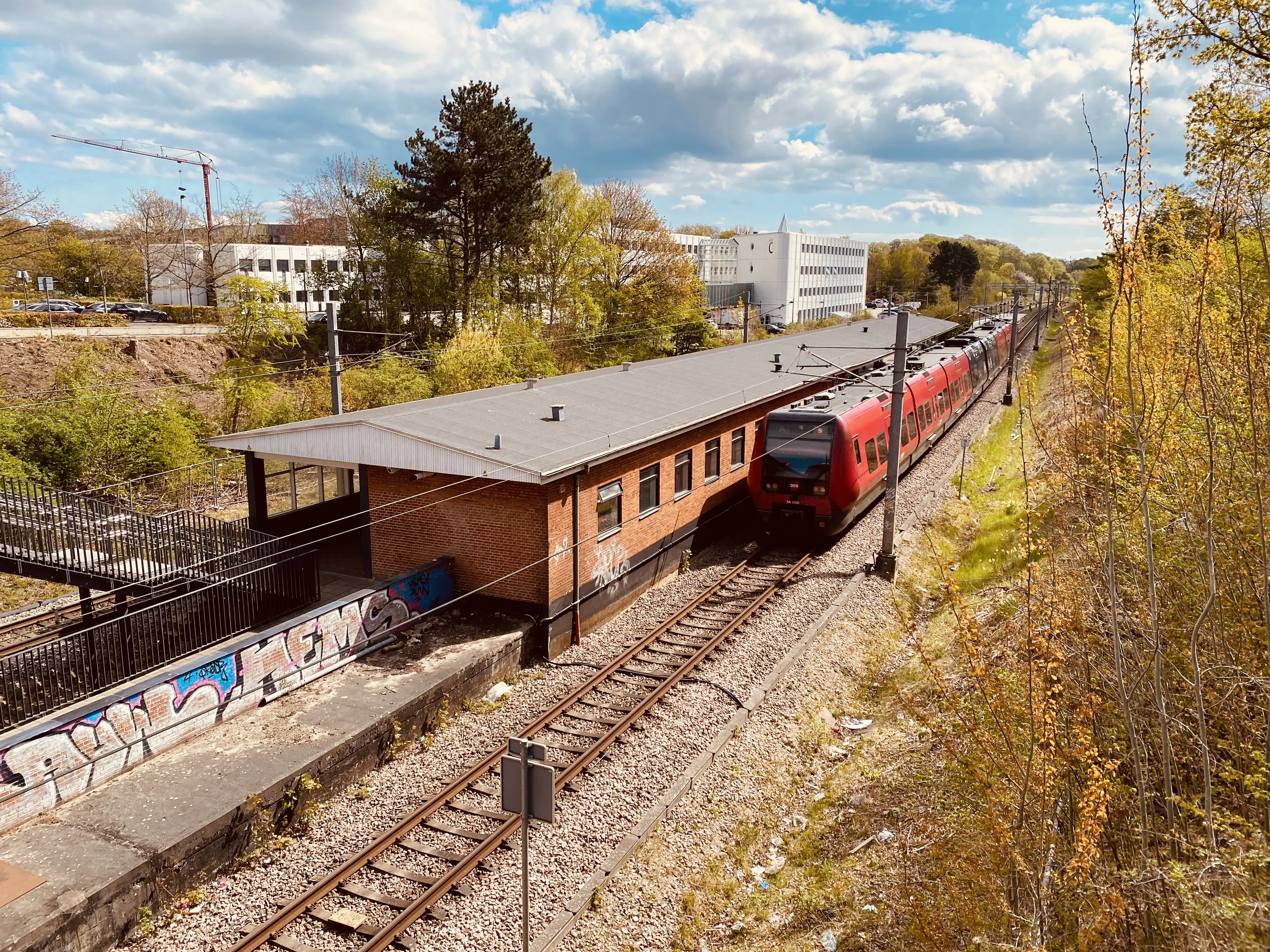 Billede af DSB SA 8165 fotograferet ud for Sorgenfri S-togstrinbræt.