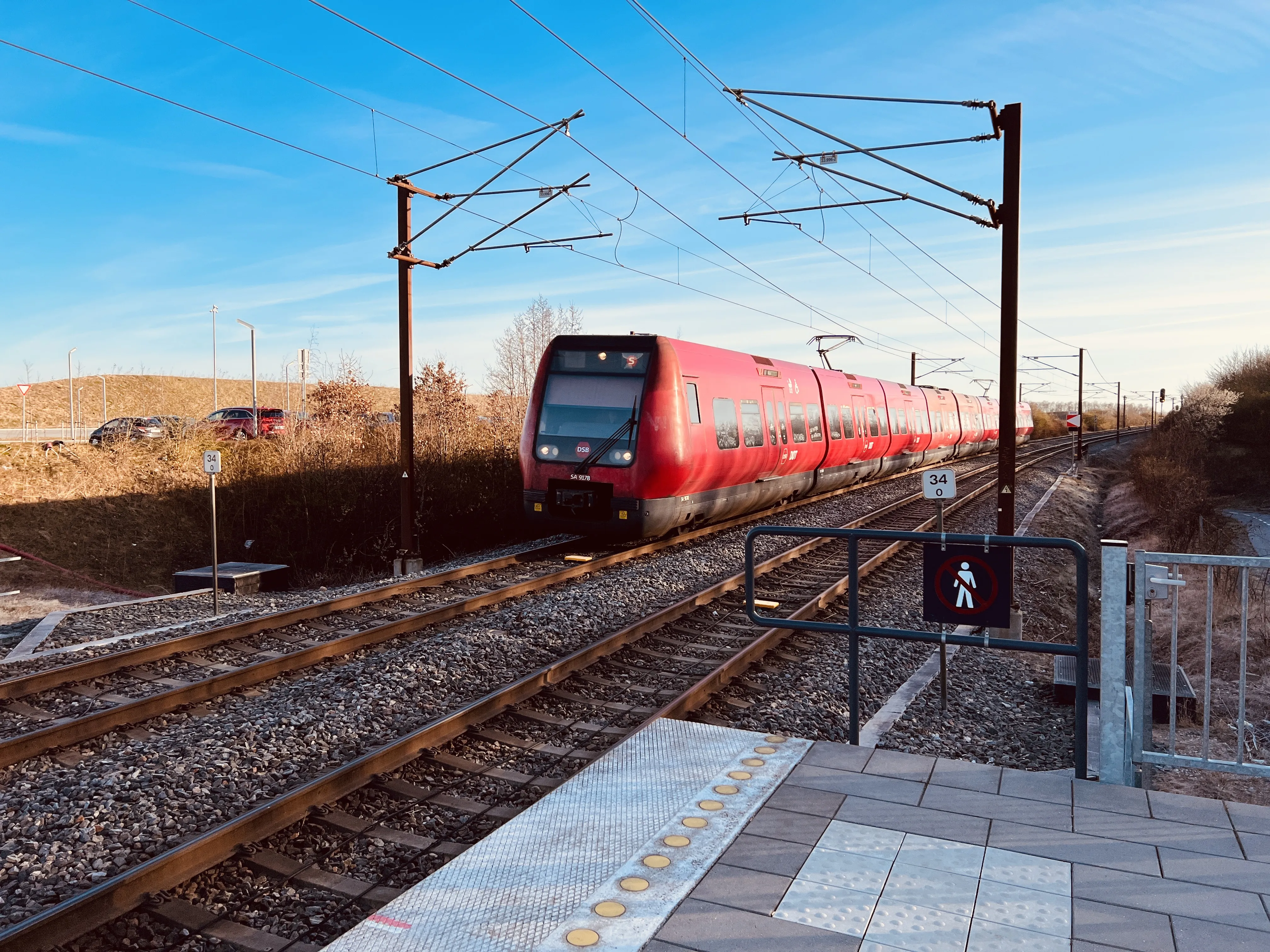Billede af DSB SA 8178 fotograferet ud for Køge Nord S-togstrinbræt.