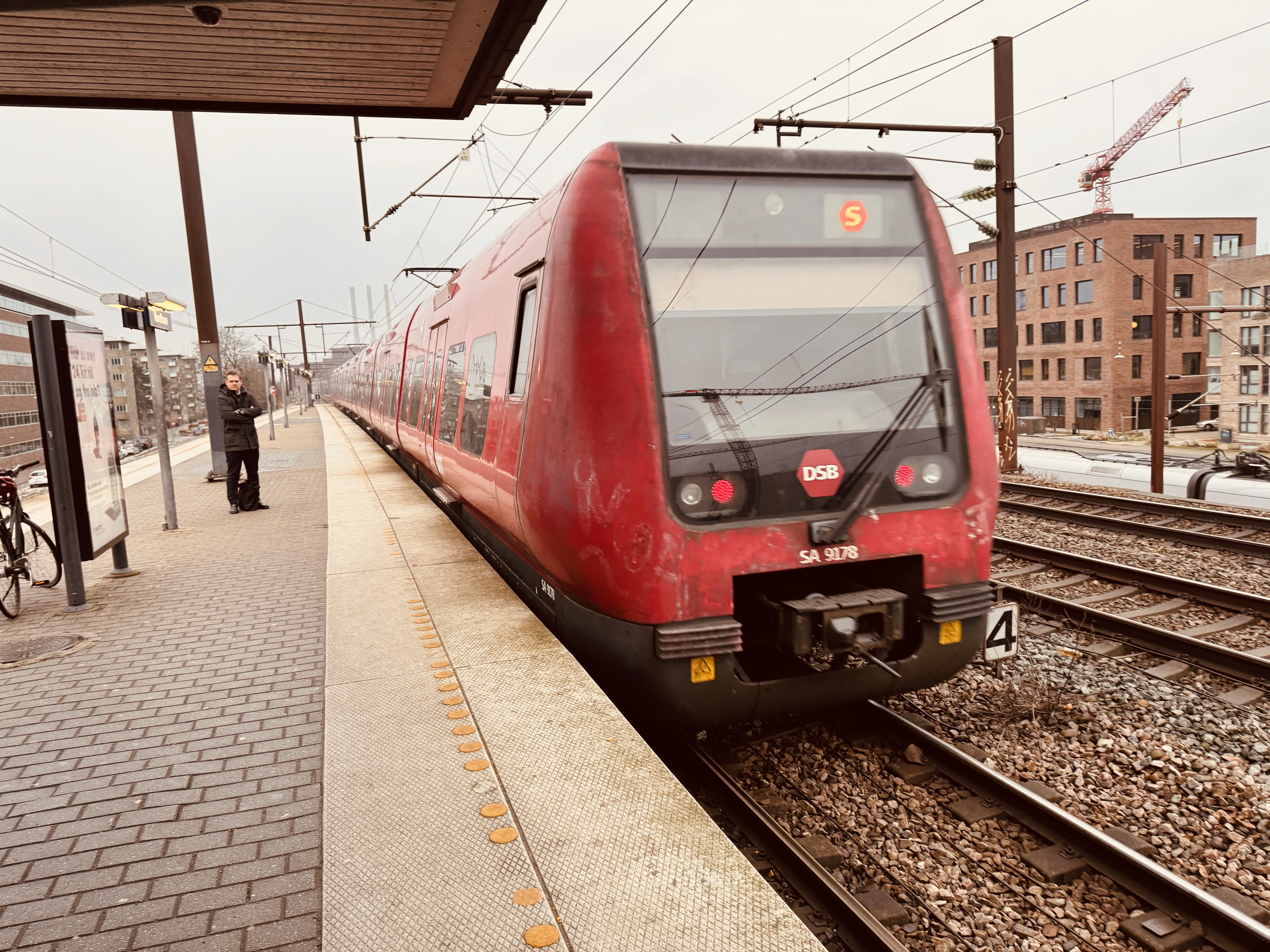 Billede af DSB SA 8178 fotograferet ud for Nordhavn S-togstrinbræt.