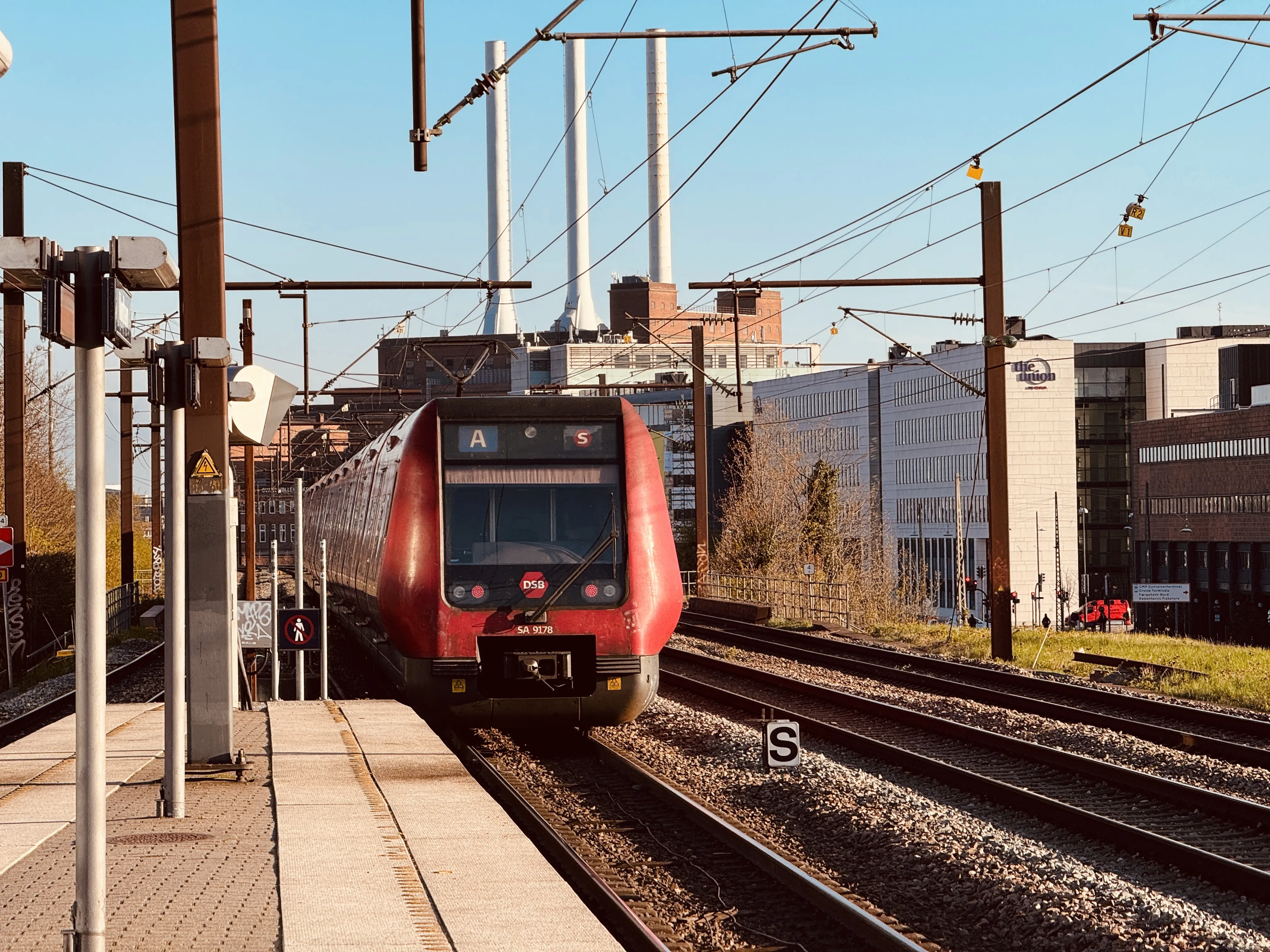 Billede af DSB SA 8178 fotograferet ud for Nordhavn S-togstrinbræt.