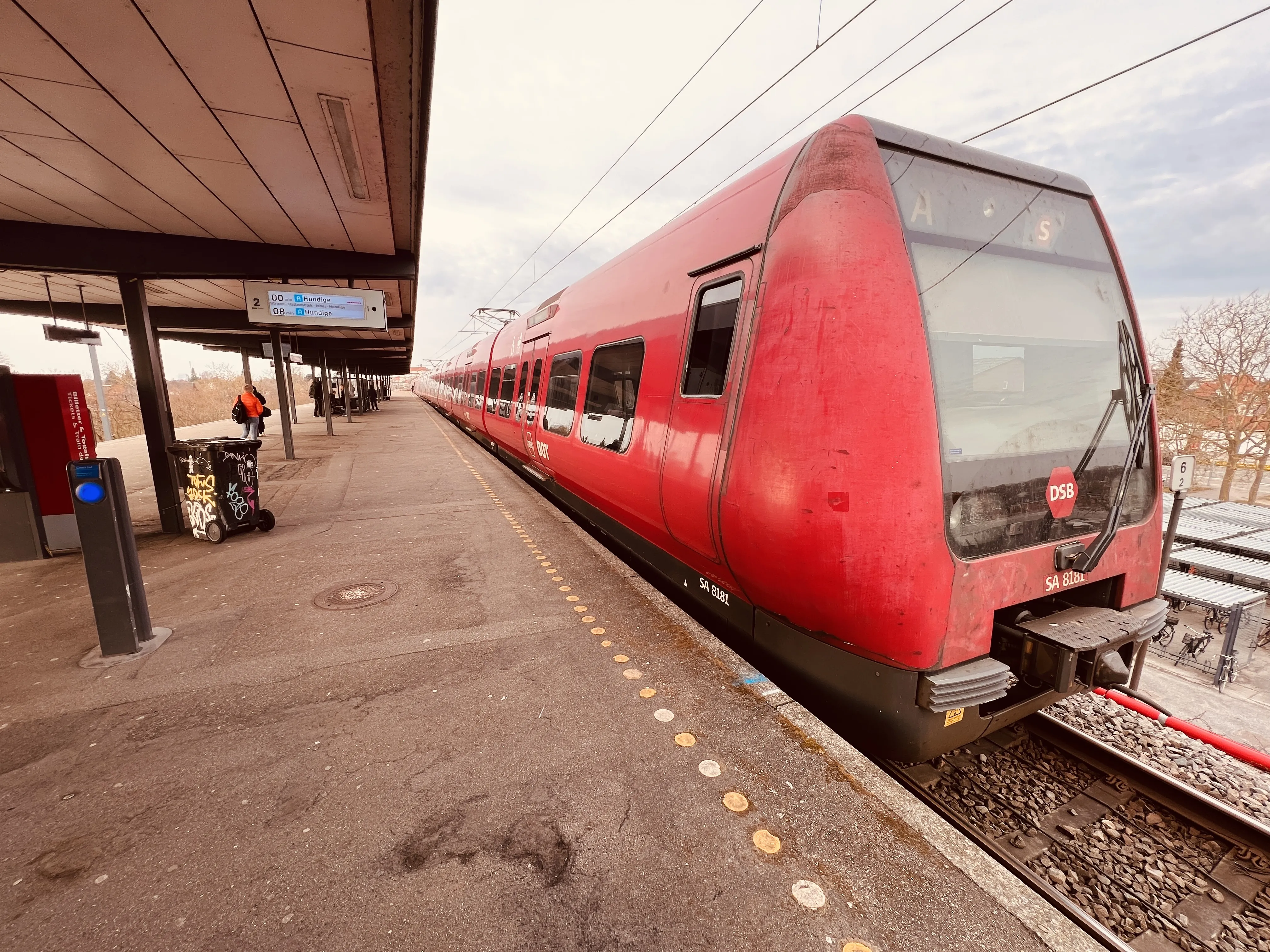Billede af DSB SA 8181 fotograferet ud for Åmarken S-togstrinbræt.