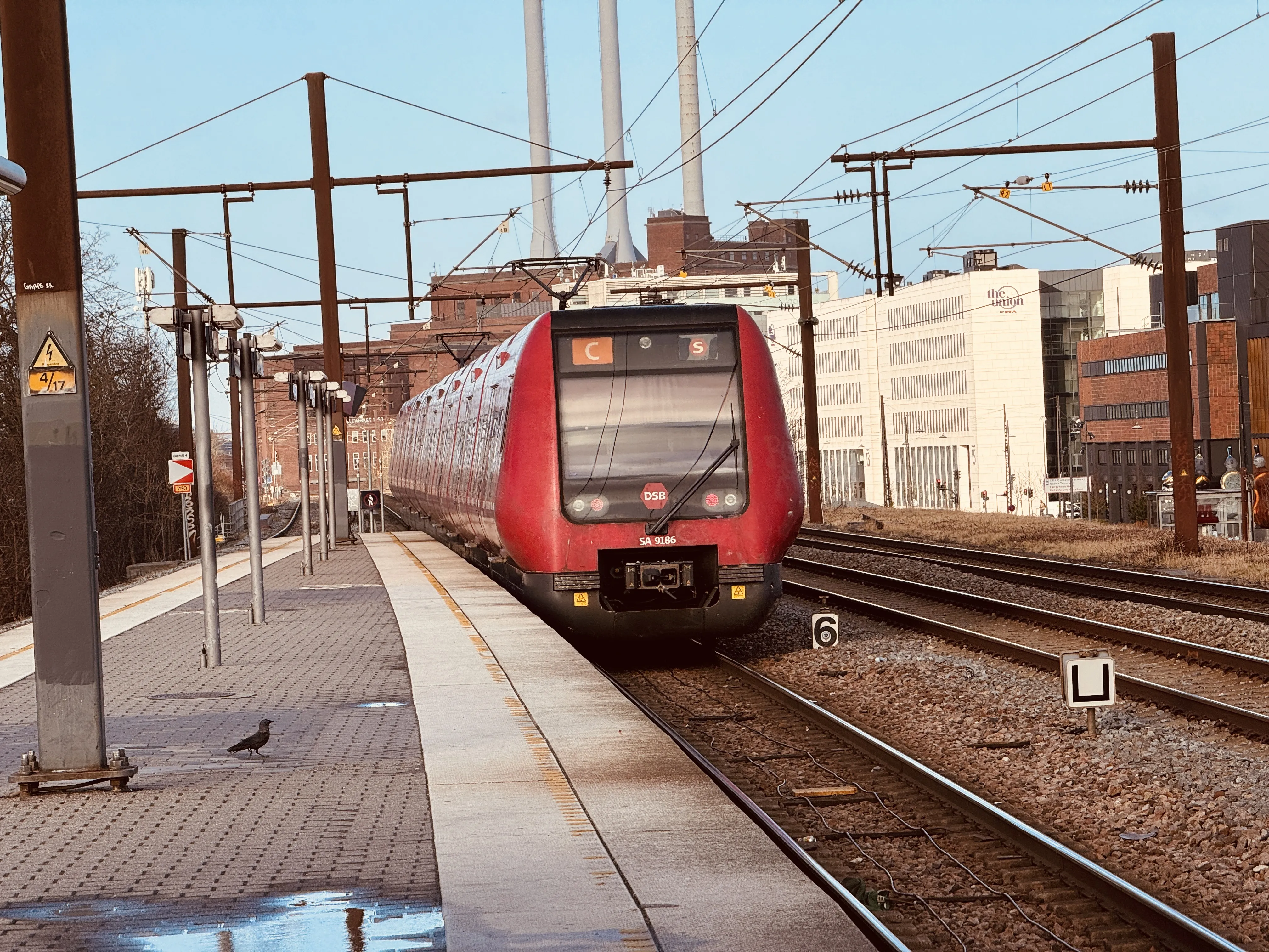 Billede af DSB SA 8186 fotograferet ud for Nordhavn S-togstrinbræt.