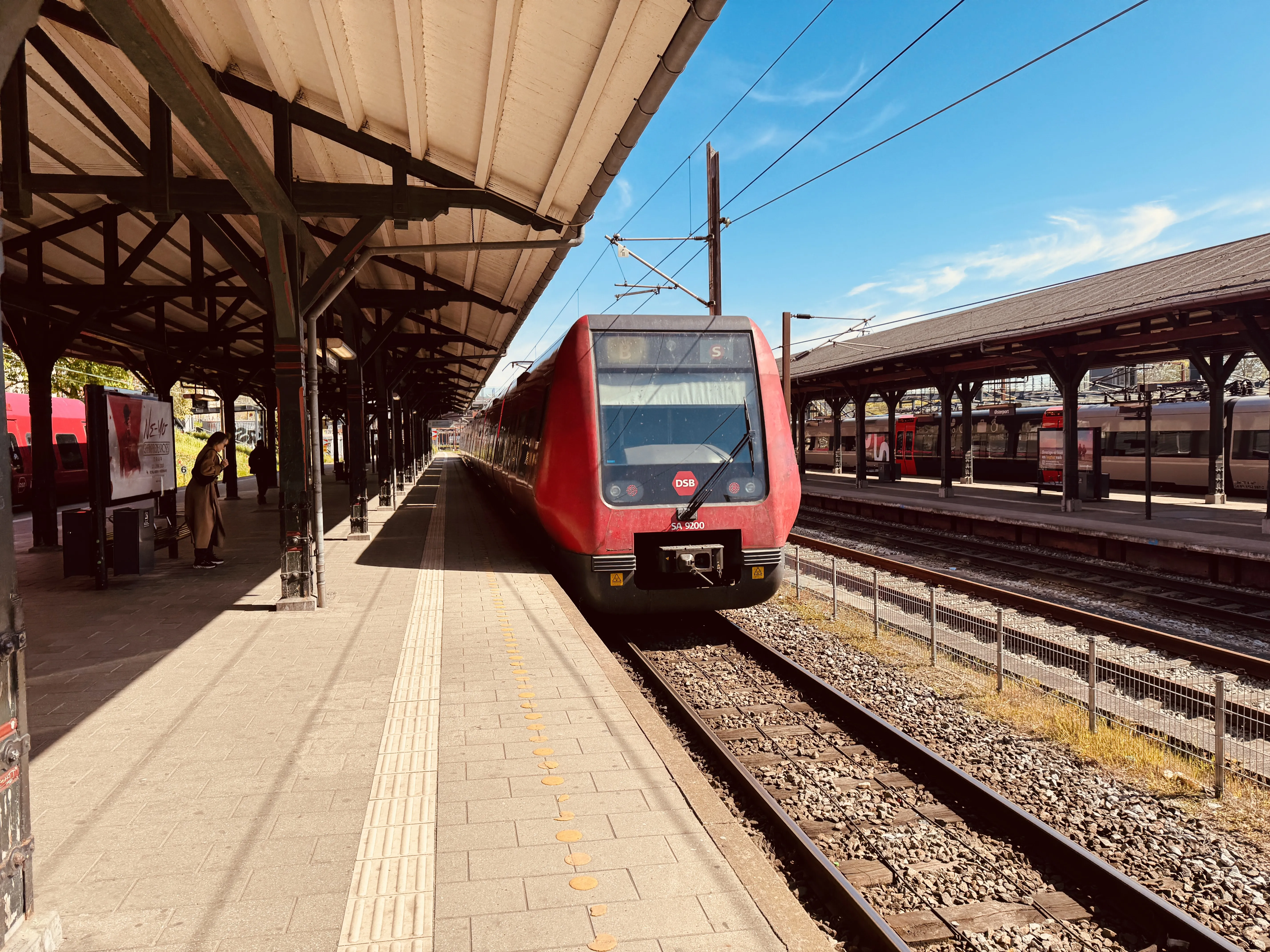 Billede af DSB SA 8200 fotograferet ud for Østerport Station.