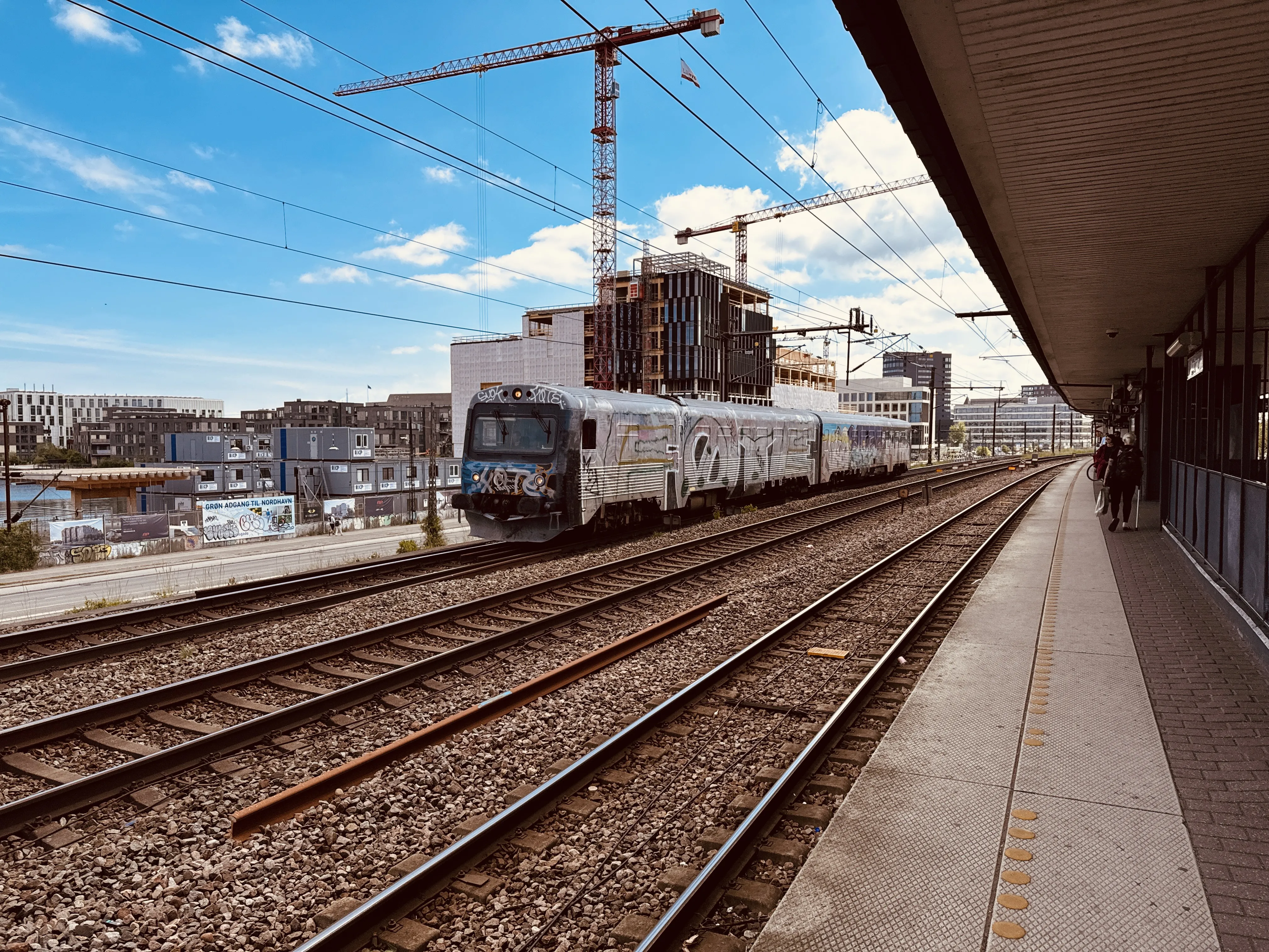 Billede af CRSA MRD 4282, tidligere DSB MRD 4282 fotograferet ud for Nordhavn S-togstrinbræt.