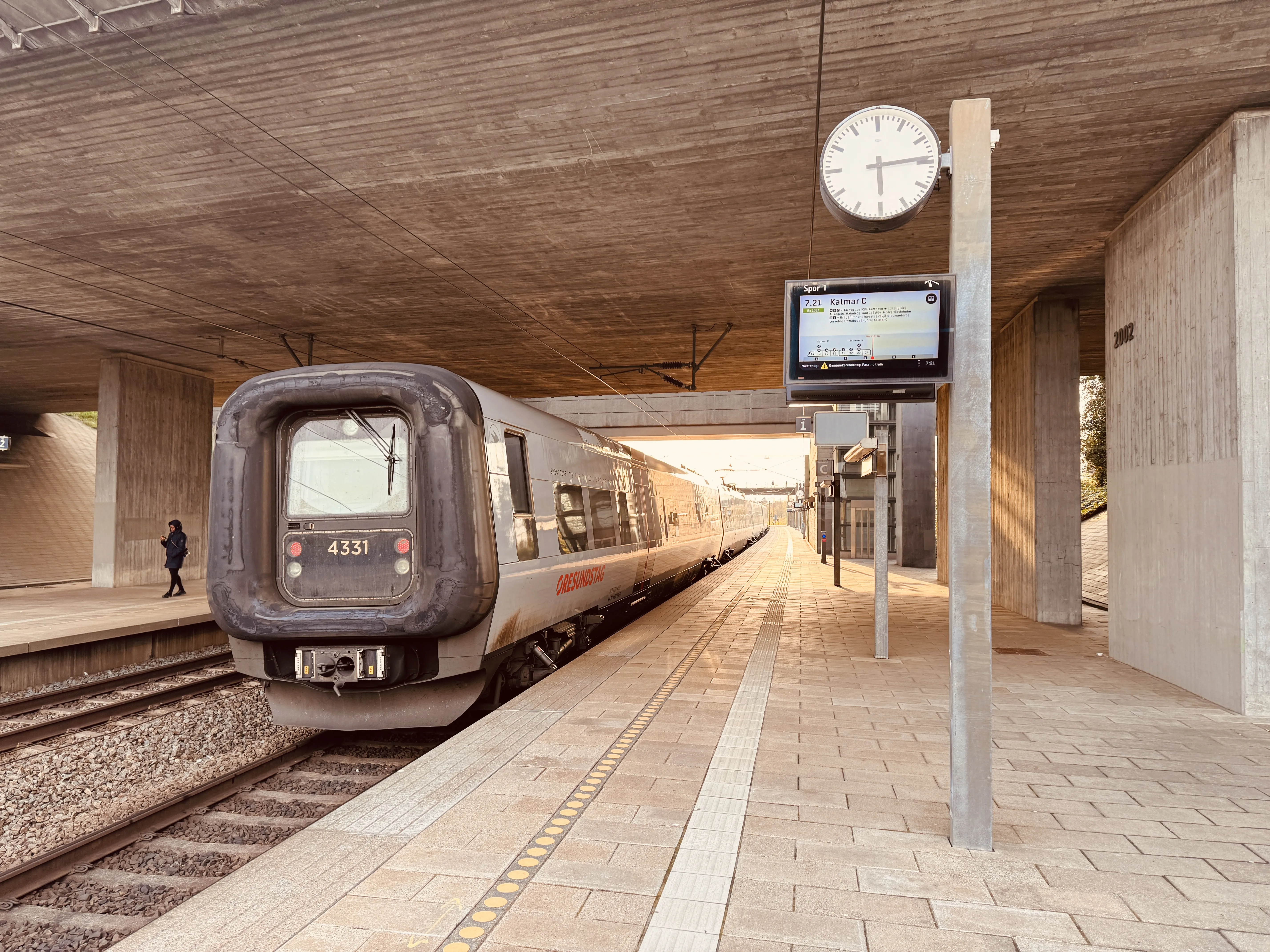 Billede af DSB ET  4331 fotograferet ud for Ørestad Trinbræt.