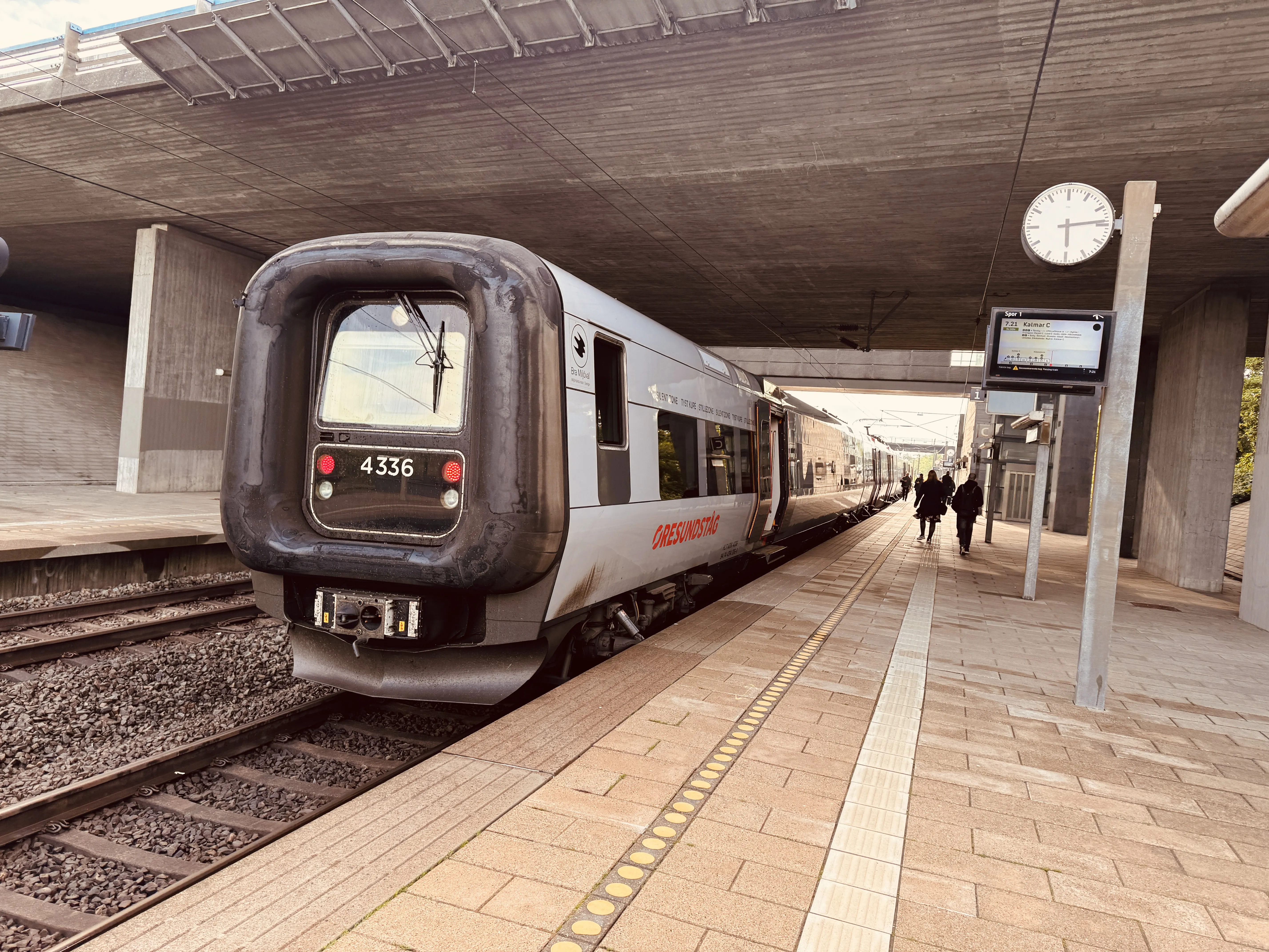 Billede af DSB ET 4336 fotograferet ud for Ørestad Trinbræt.