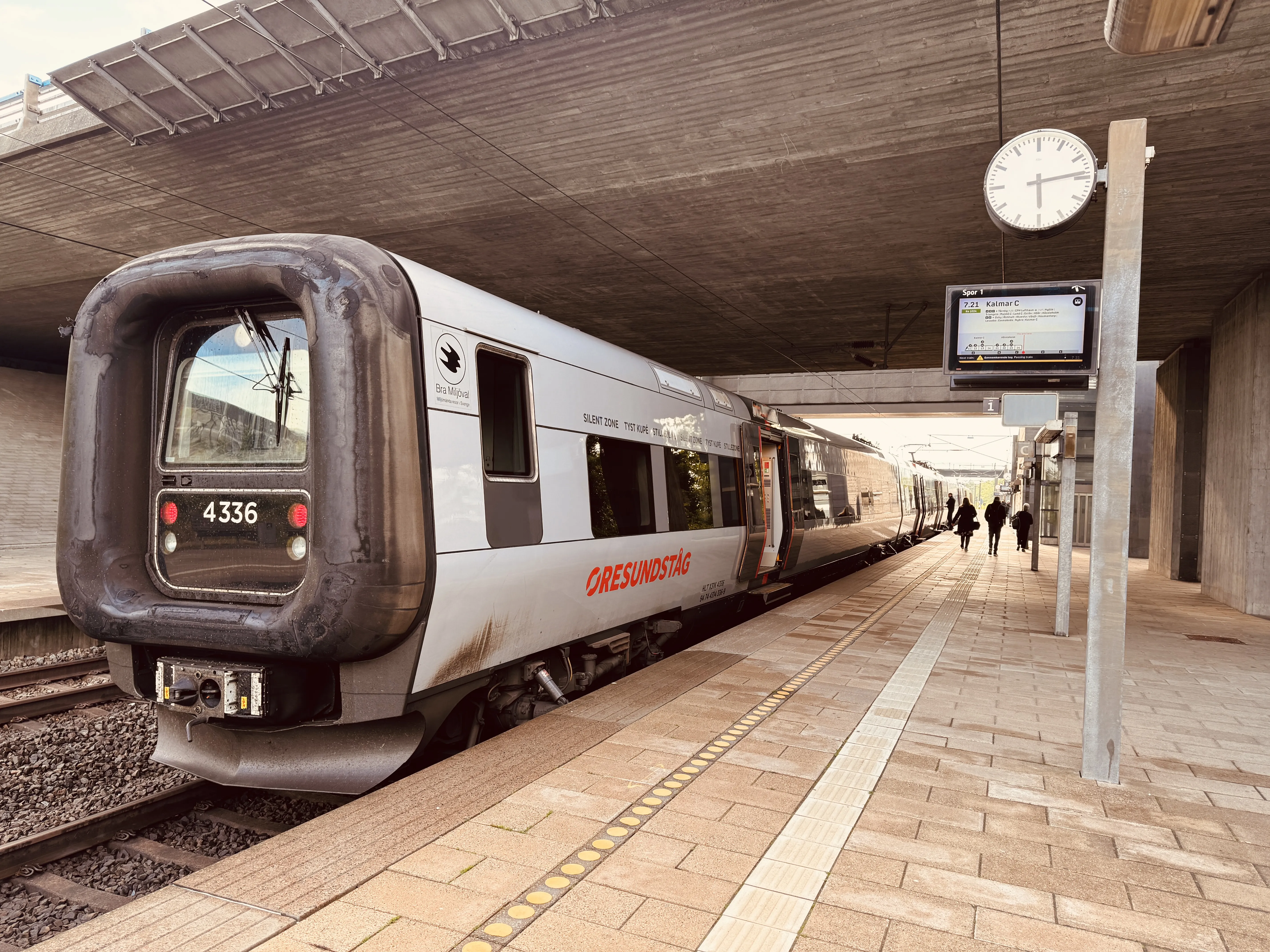 Billede af DSB ET 4336 fotograferet ud for Ørestad Trinbræt.