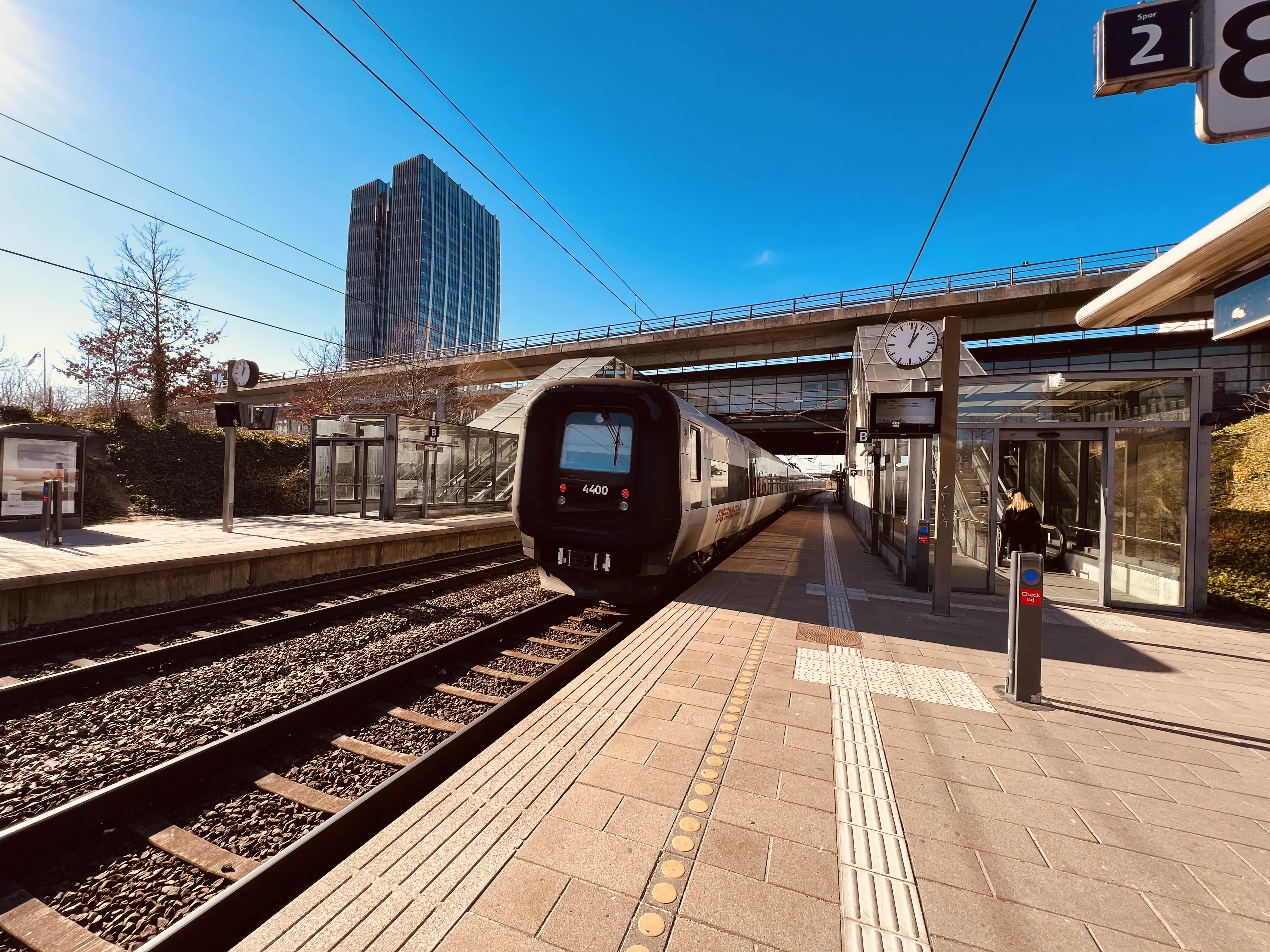 Billede af DSB ET 4400 fotograferet ud for Ørestad Trinbræt.