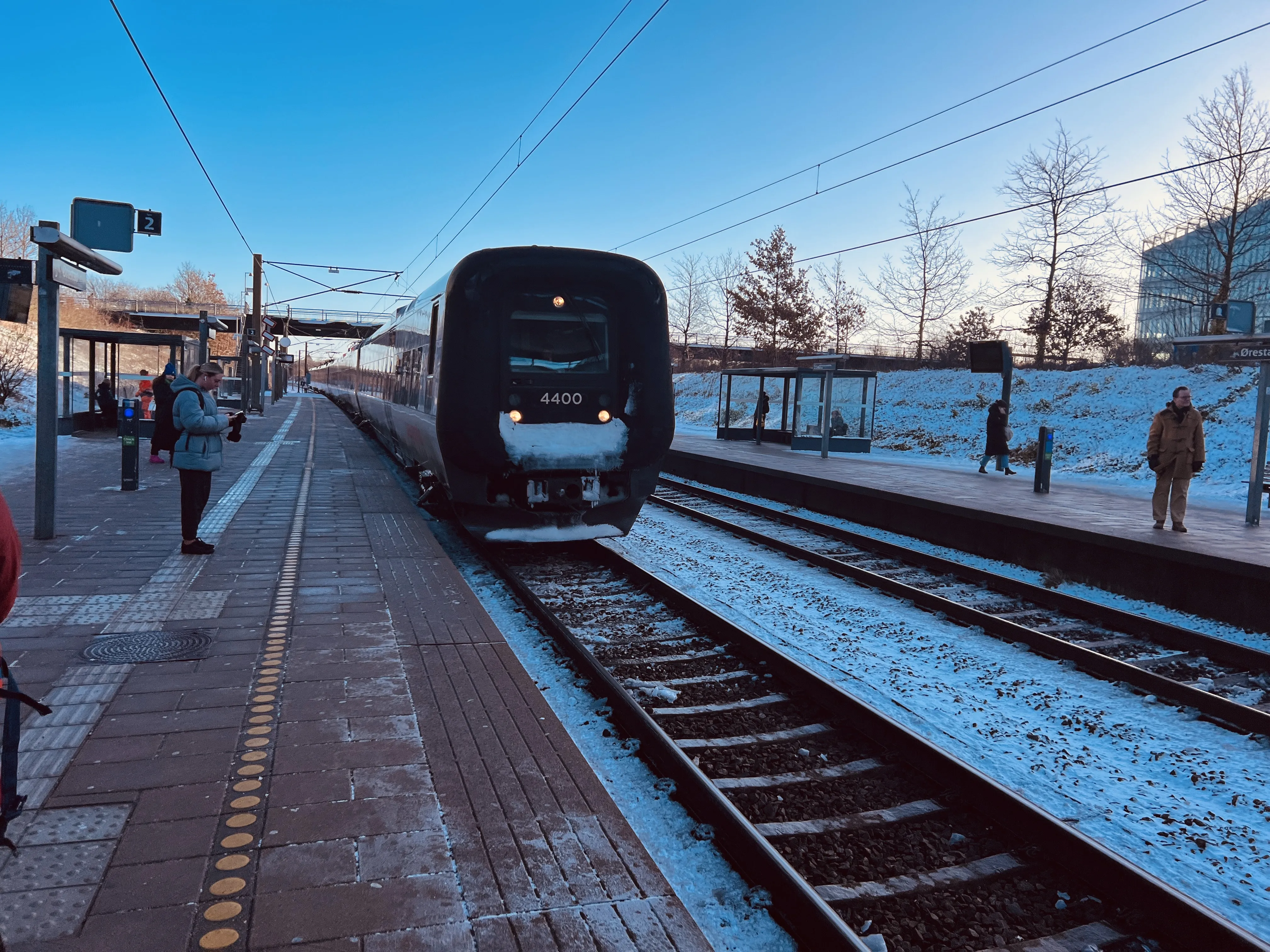 Billede af DSB ET 4400 fotograferet ud for Ørestad Trinbræt.