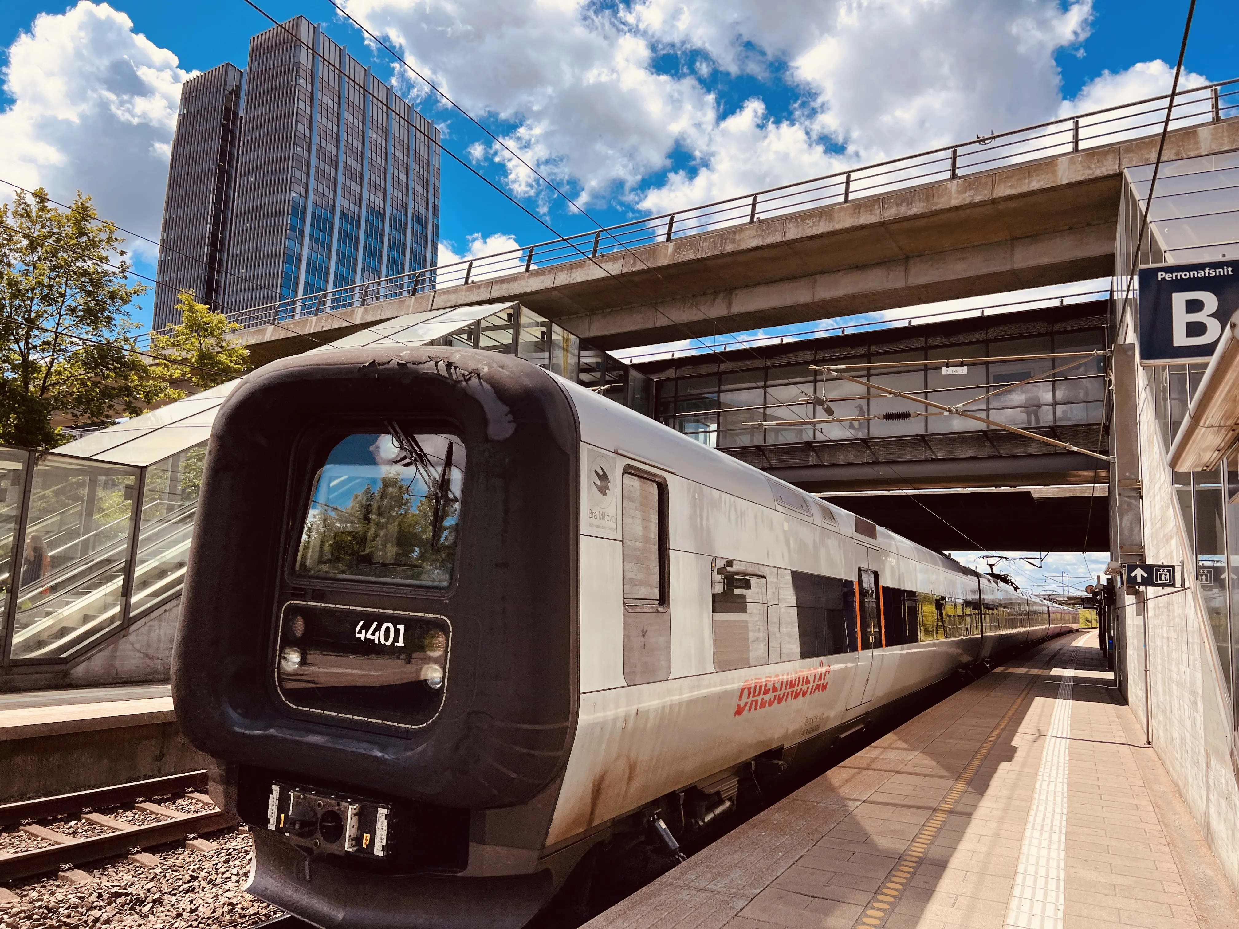 Billede af DSB ET 4401 fotograferet ud for Ørestad Trinbræt.