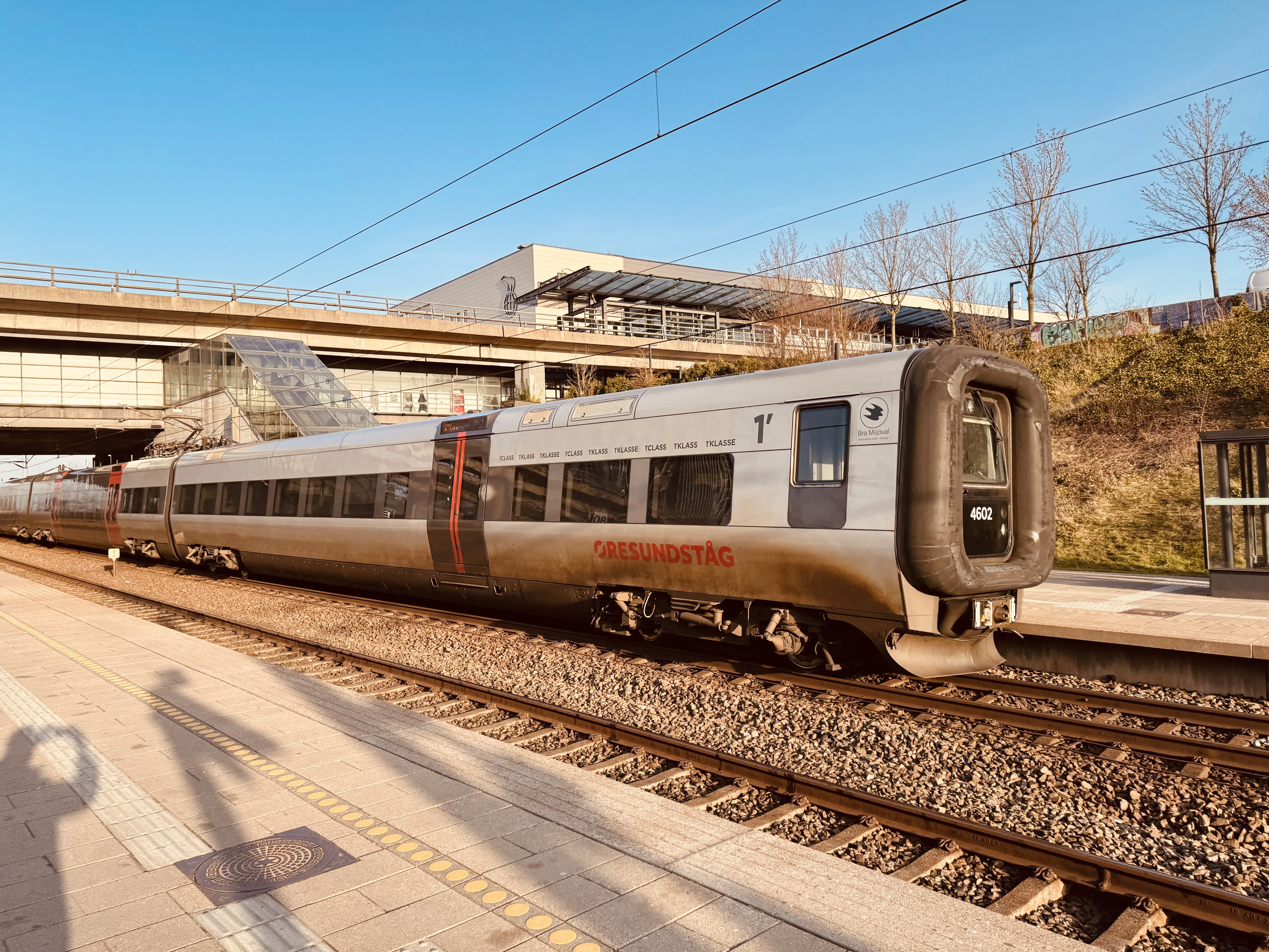 Billede af DSB ET 4402 fotograferet ud for Ørestad Trinbræt.