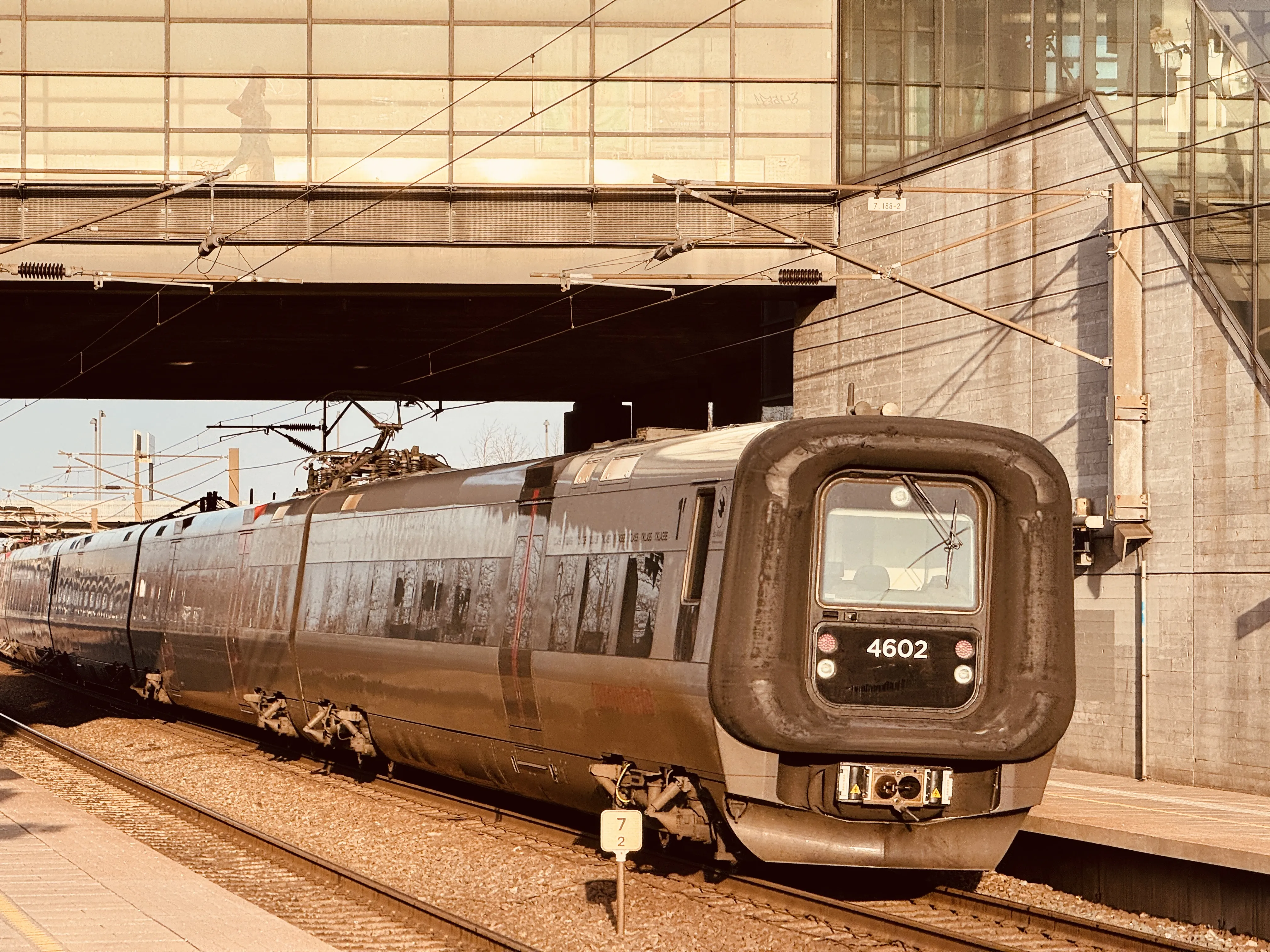 Billede af DSB ET 4402 fotograferet ud for Ørestad Trinbræt.