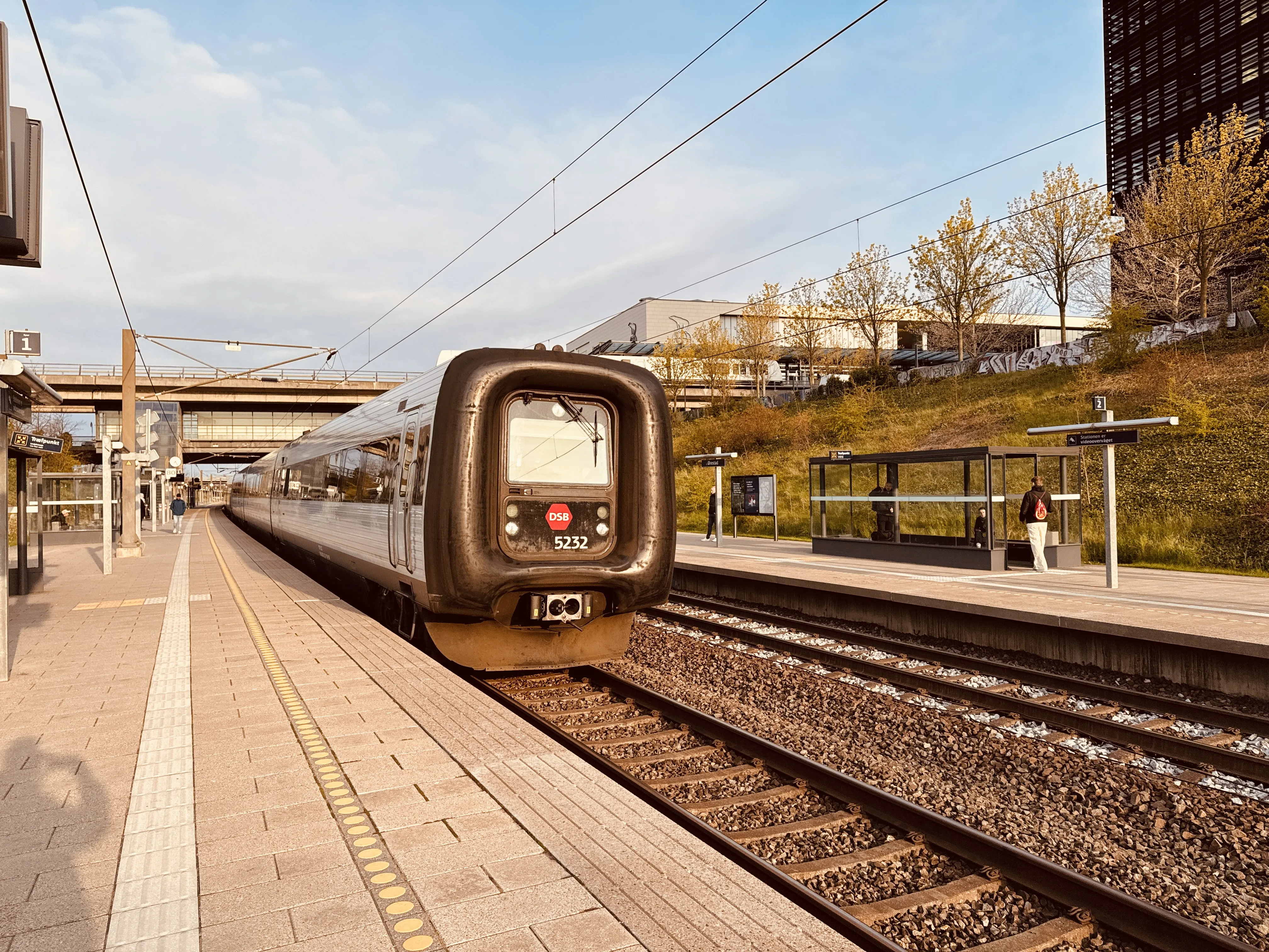 Billede af DSB MF 5032 fotograferet ud for Ørestad Trinbræt.