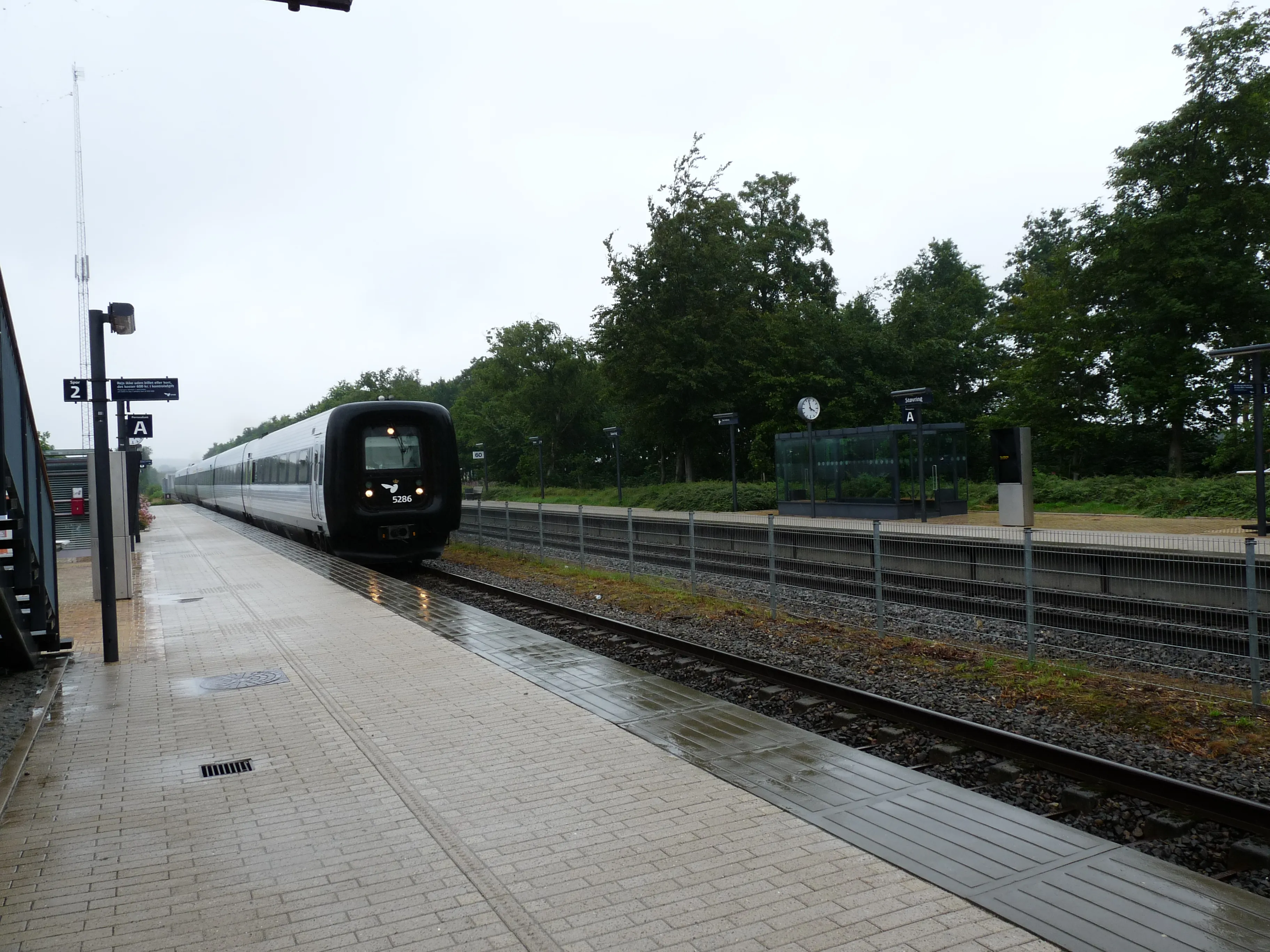 Billede af DSB MF 5086 fotograferet ud for Støvring Trinbræt.