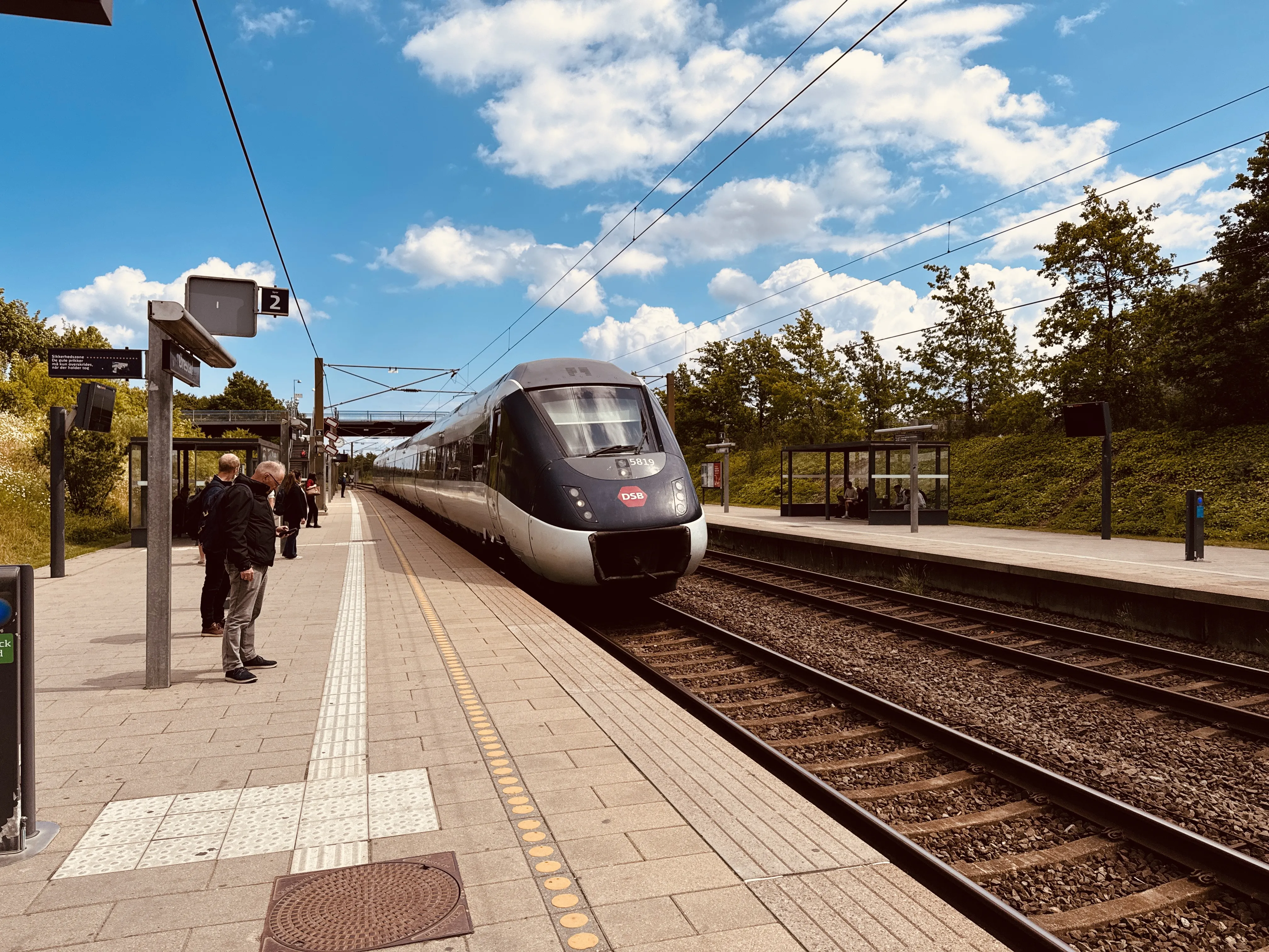 Billede af DSB MG 5619 fotograferet ud for Ørestad Trinbræt.