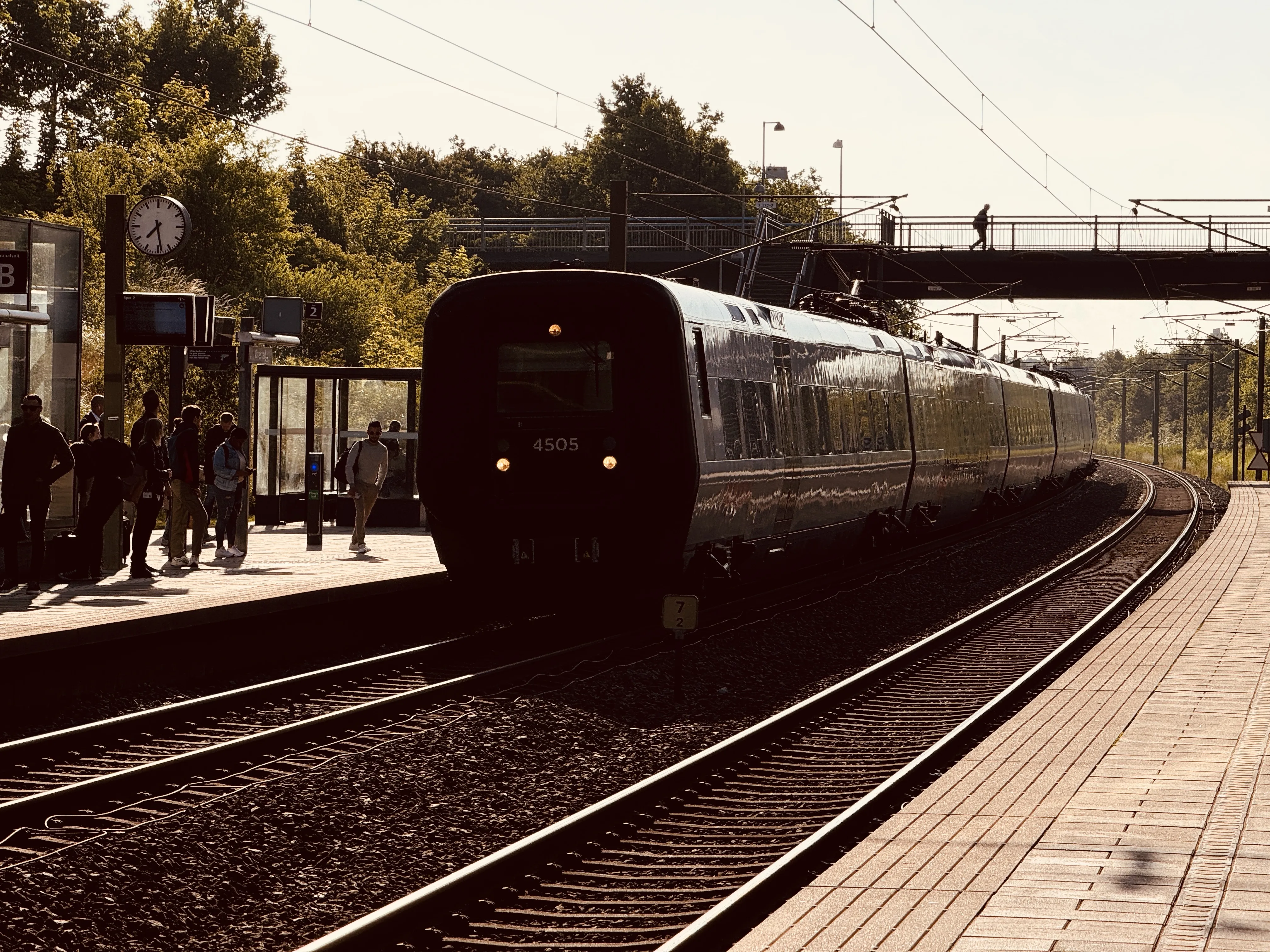 Billede af DSB ET  4305 fotograferet ud for Ørestad Trinbræt.