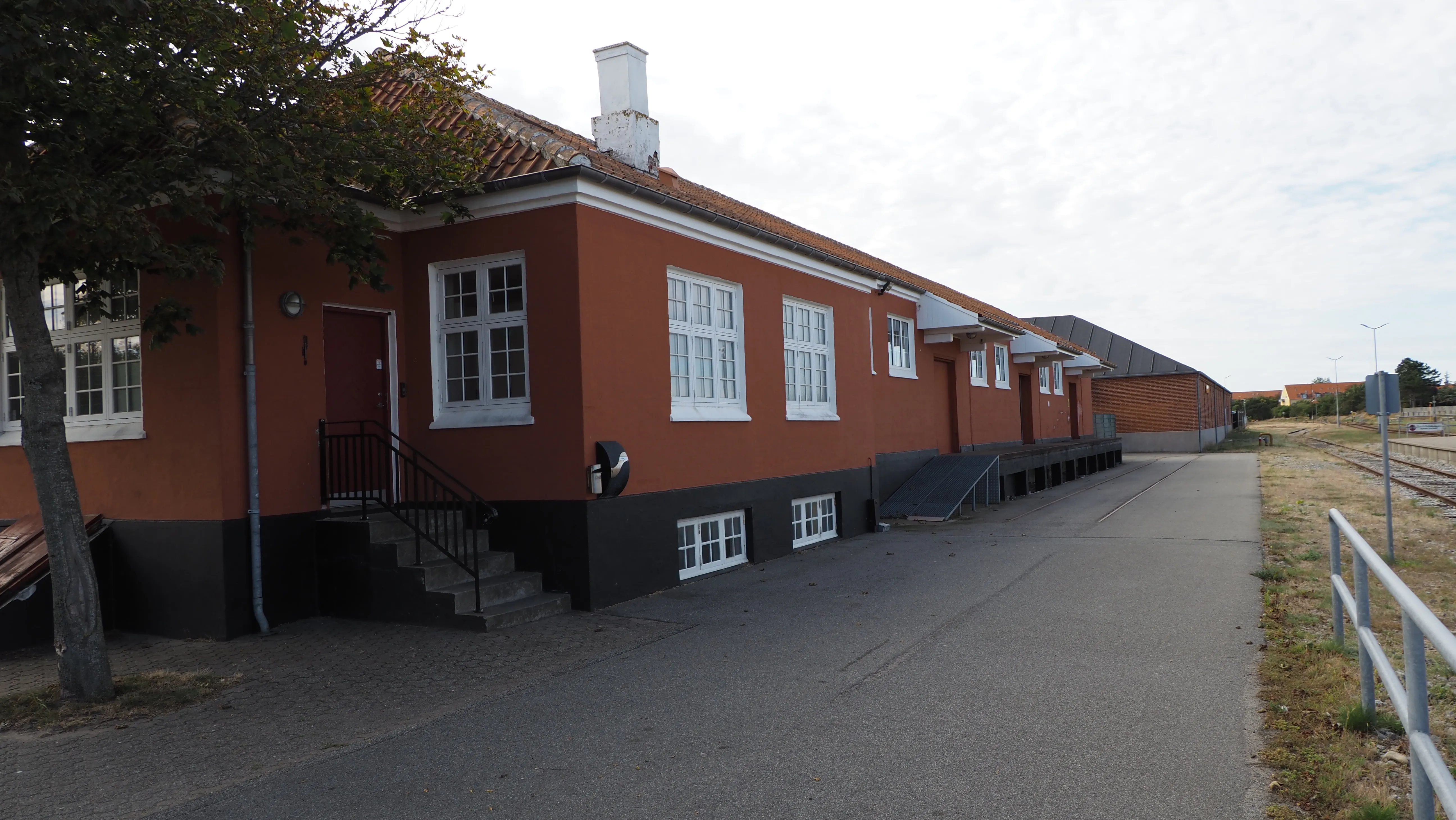 Billede af Skagen Stations tidligere varehus.