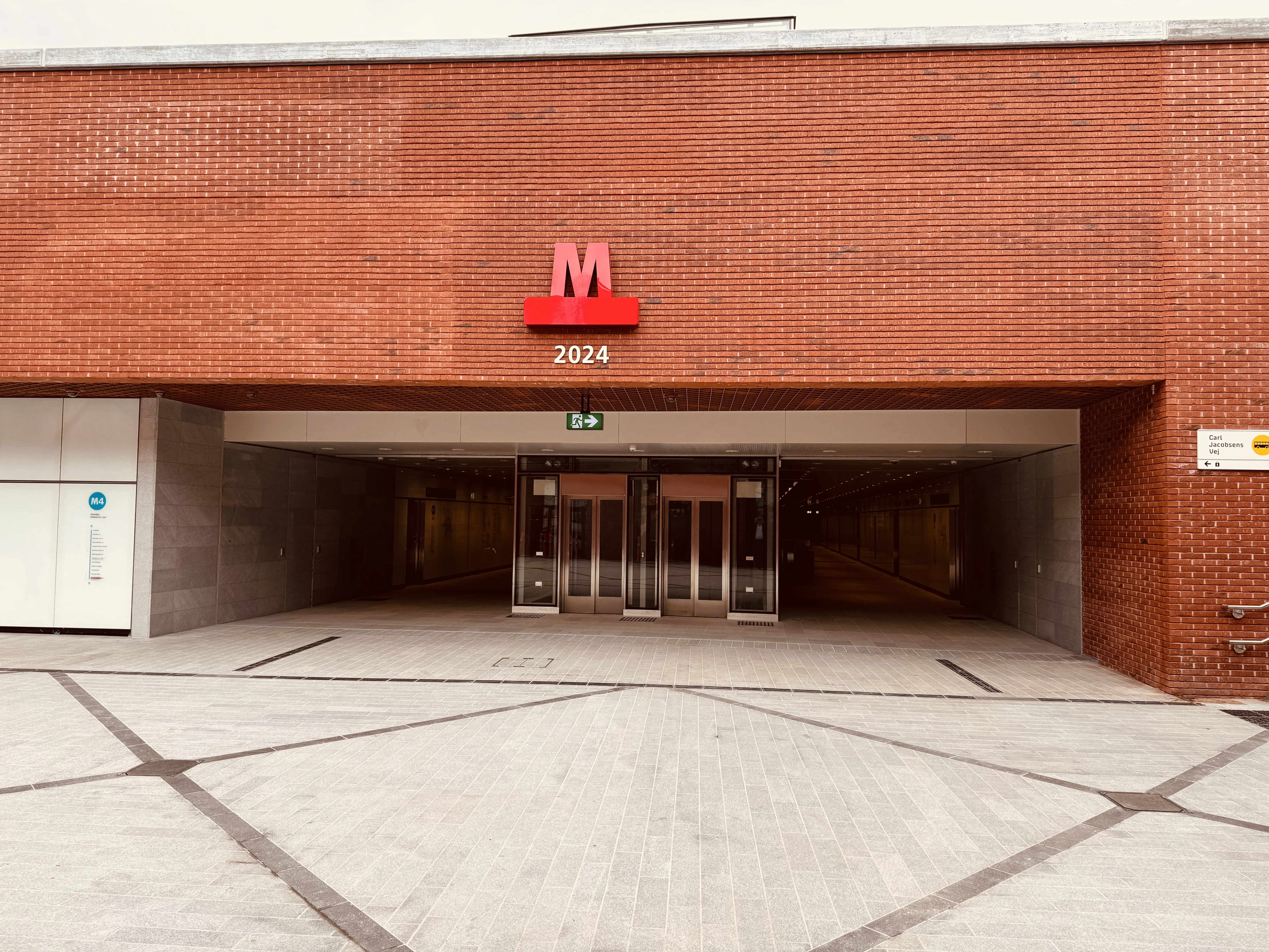 Billede af København Syd Metrostation.