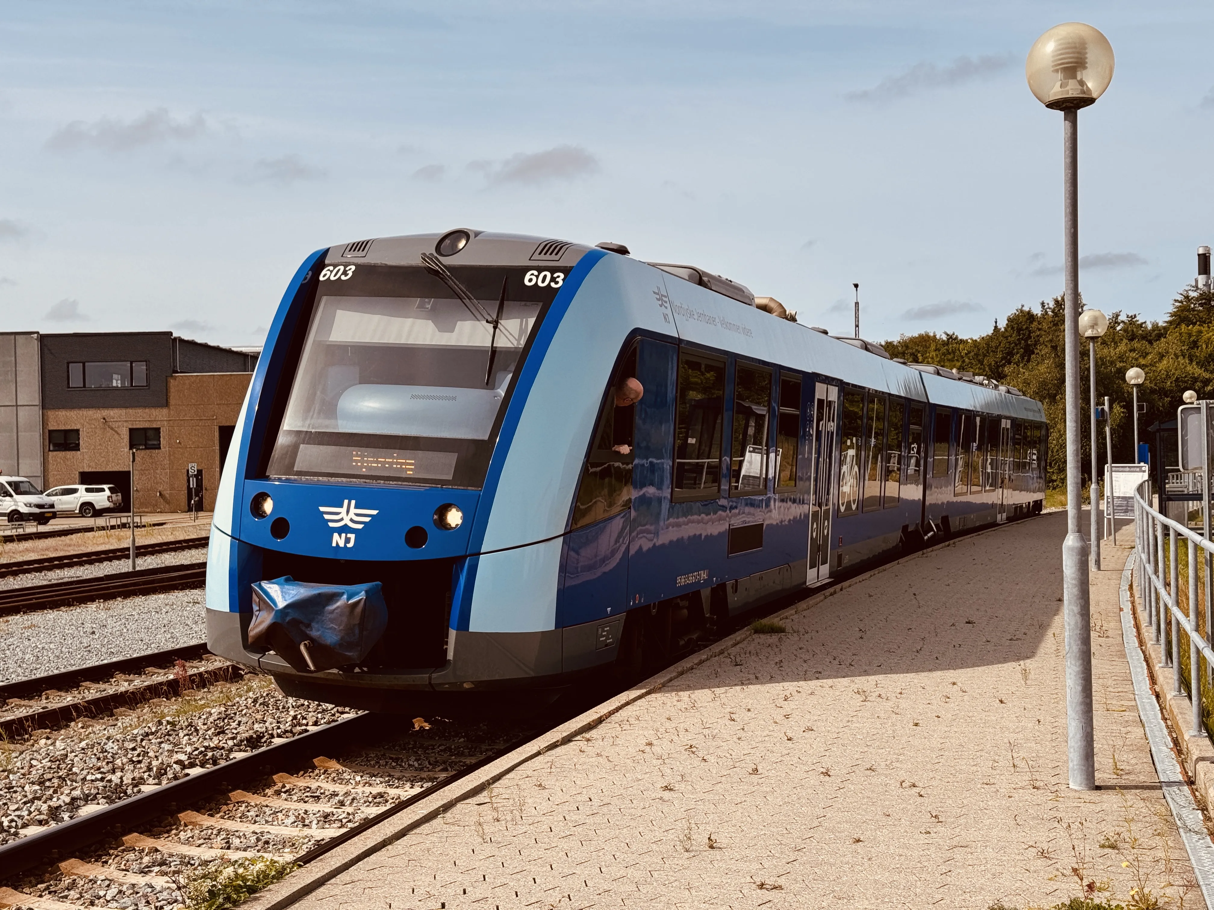 Billede af NJJ LM 603 fotograferet ud for Kvægtorvet Trinbræt.