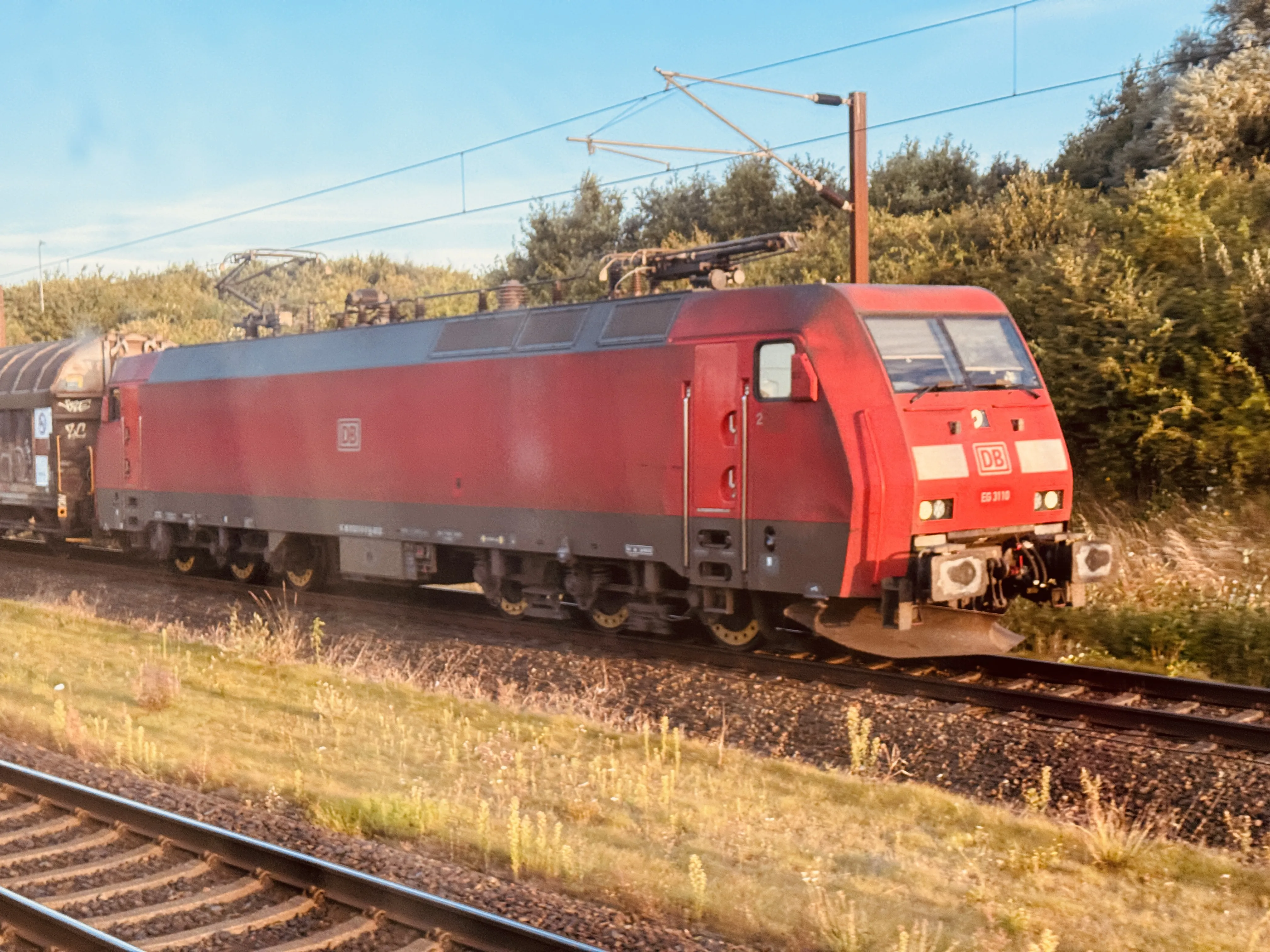 Billede af DBCSC EG 3110, tidligere DSB EG 3110 fotograferet ud for Korsør Station.