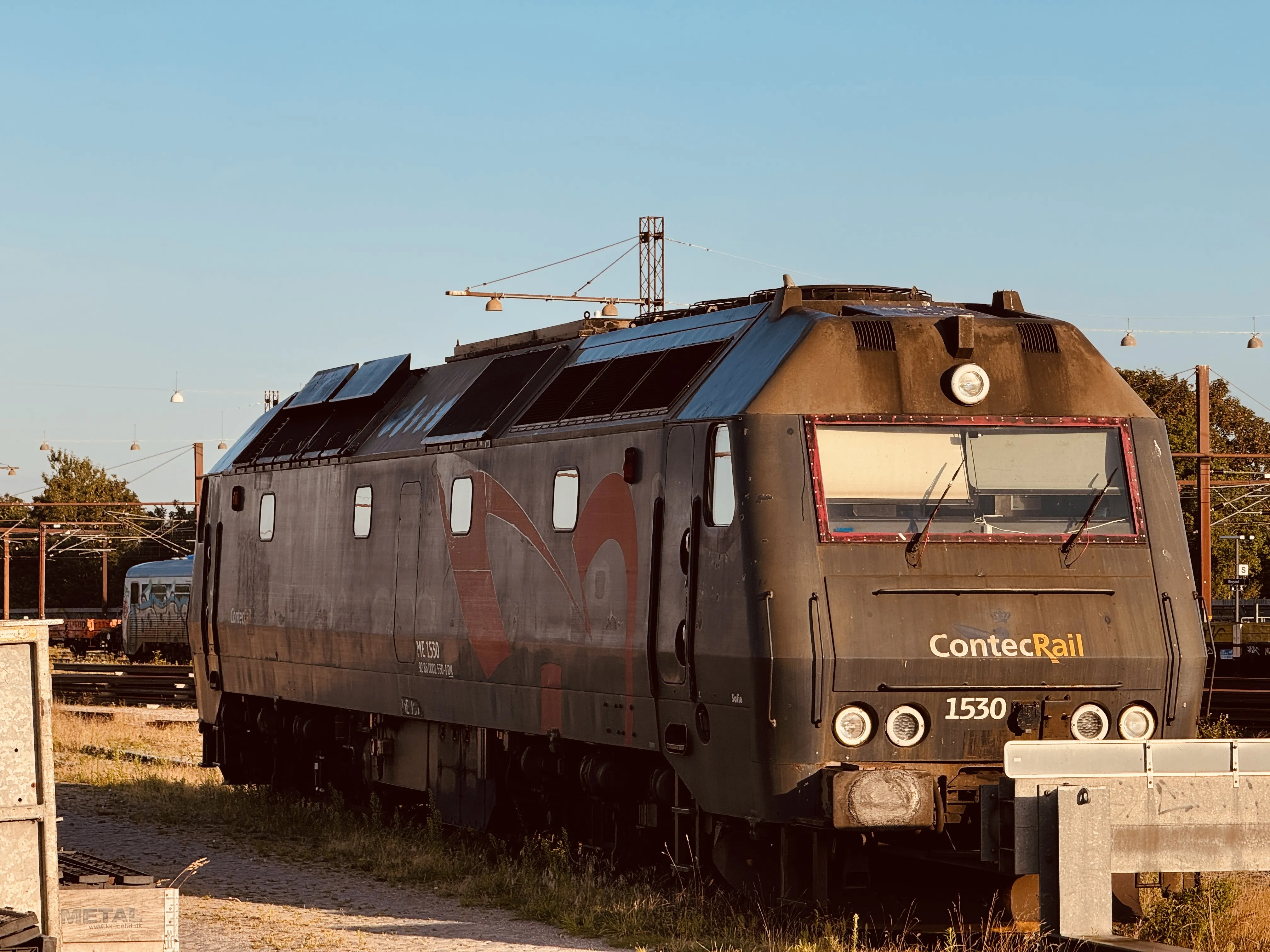 Billede af Contec ME 1530, tidligere DSB ME 1530 fotograferet ud for Ringsted Station.