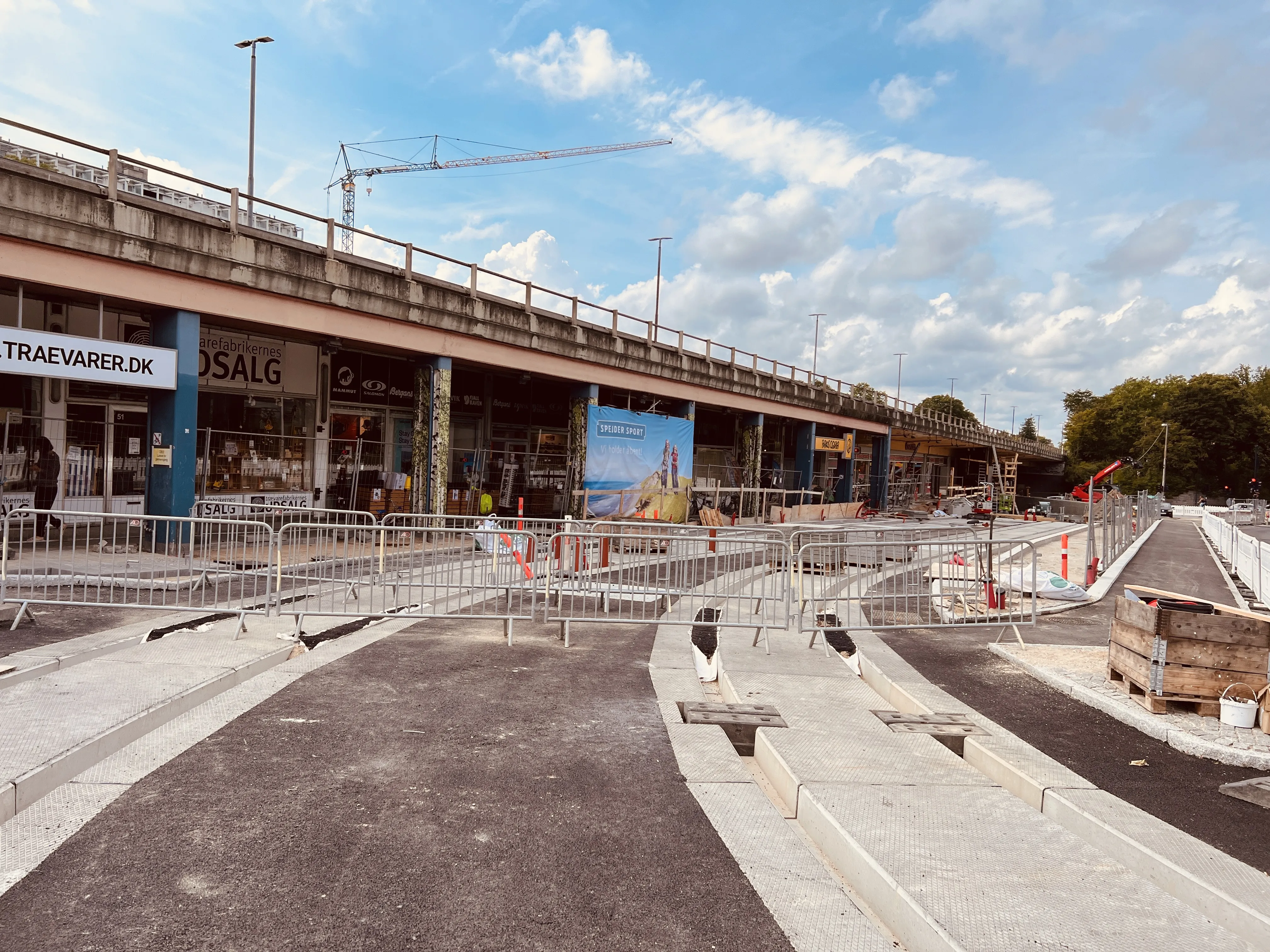 Billede af Lyngby Station Letbanestation.