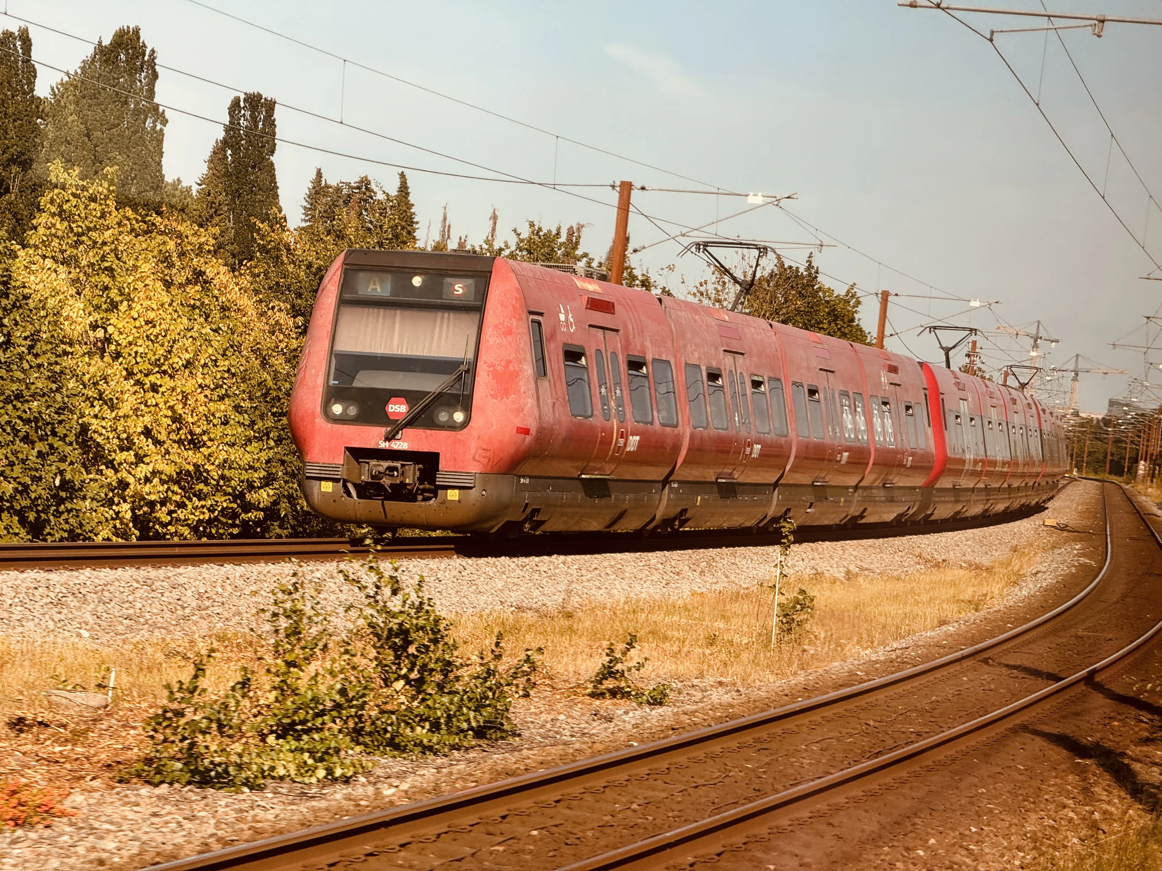 Billede af DSB SE 4128 fotograferet ud for Sydhavn S-togstrinbræt.