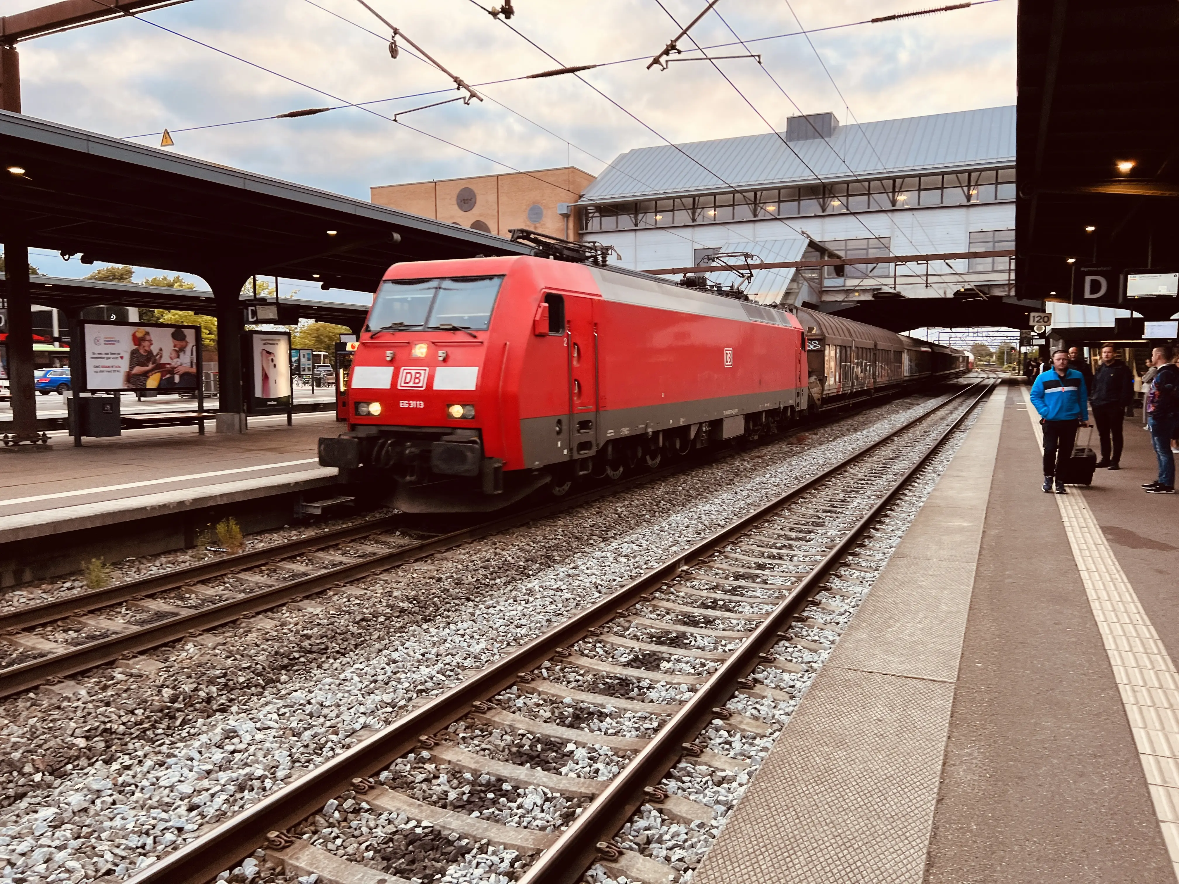 Billede af DBCSC EG 3113, tidligere DSB EG 3113 fotograferet ud for Odense Banegård Center.