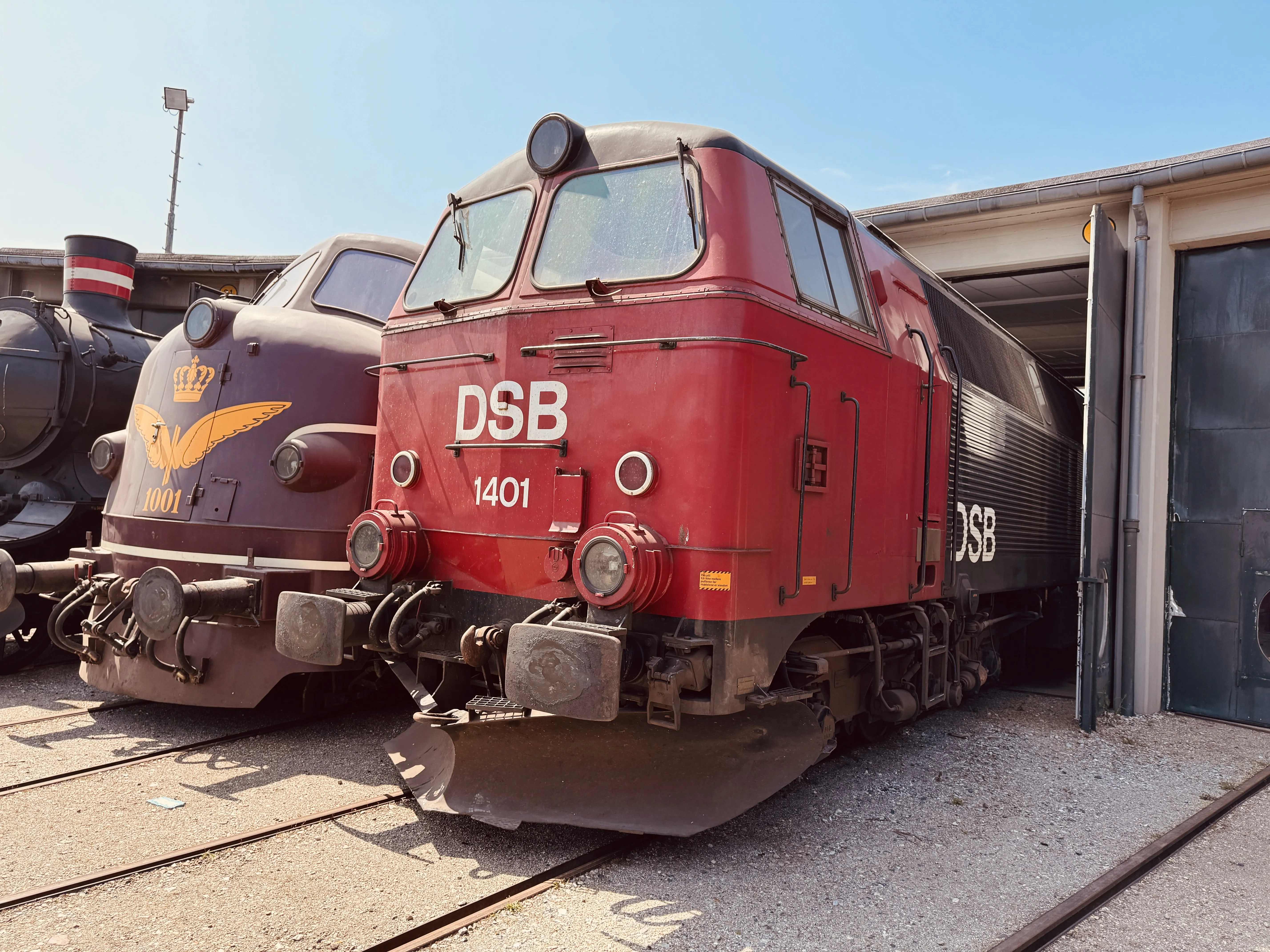 Billede af DSB MZ 1401 fotograferet på Danmarks Jernbanemuseum. Billede af DSB MZ 1401 fotograferet på Danmarks Jernbanemuseum.