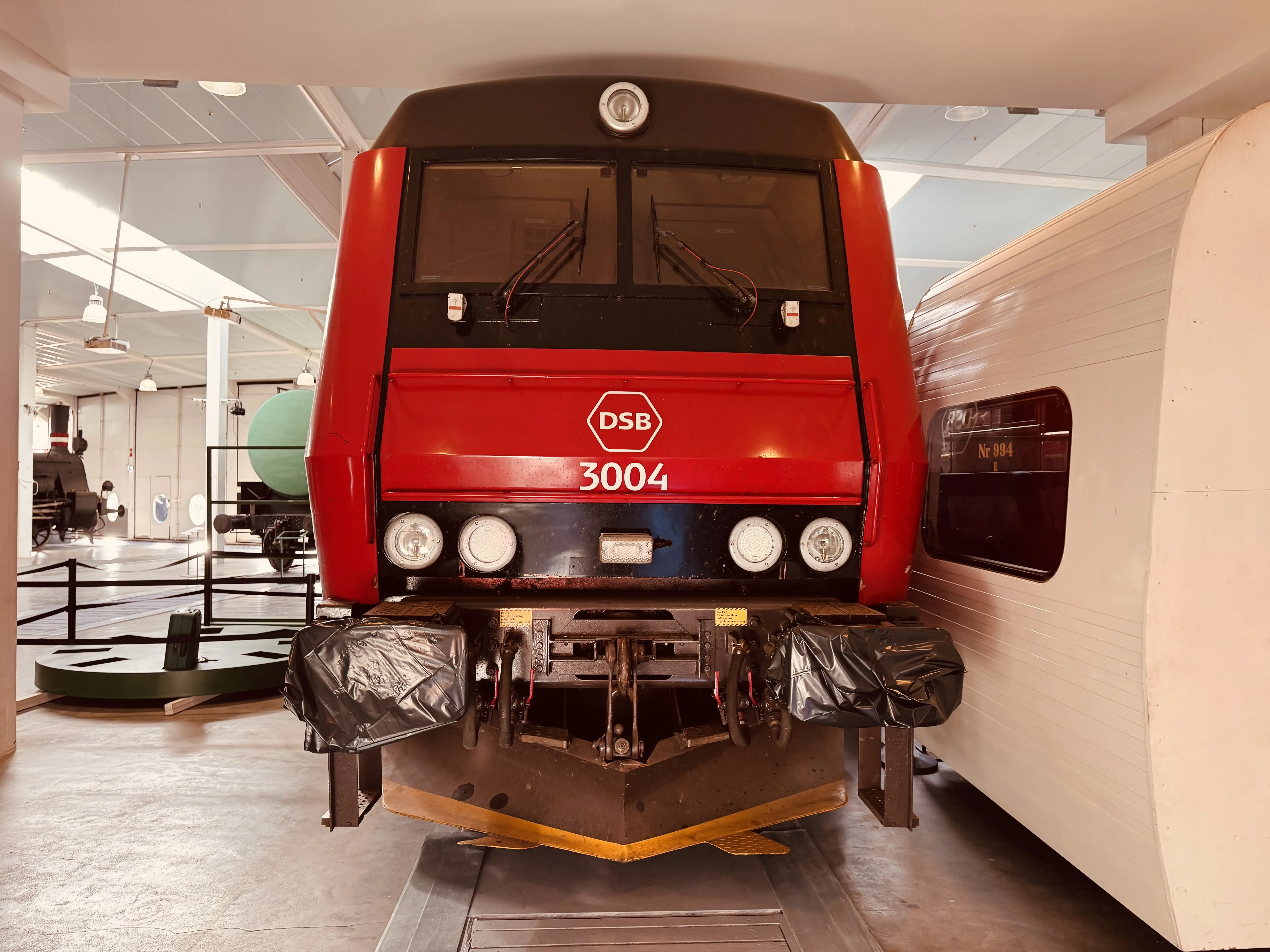 Billede af DSB EA 3004 fotograferet på Danmarks Jernbanemuseum i Odense. Billede af DSB EA 3004 fotograferet på Danmarks Jernbanemuseum i Odense.