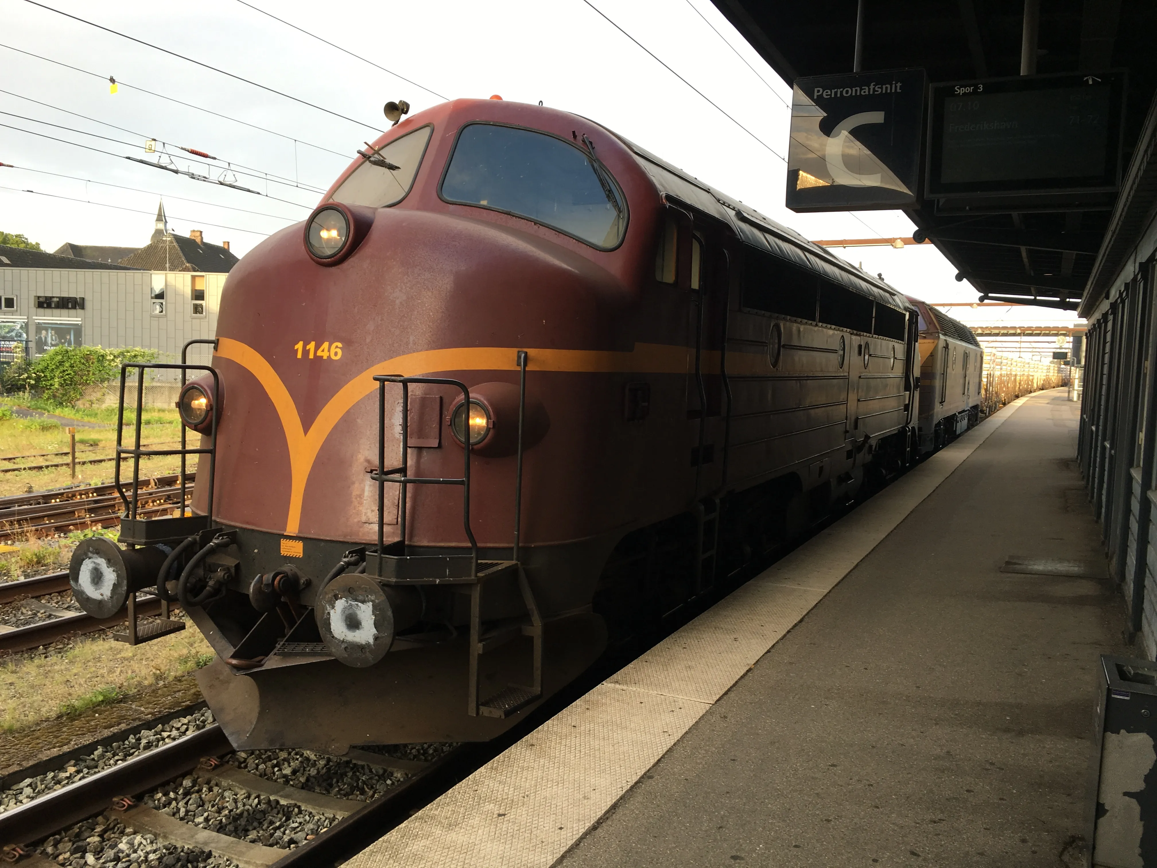 Billede af CFLCD MY 1146, tidligere DSB MY 1146 fotograferet ud for Odense Banegård Center.