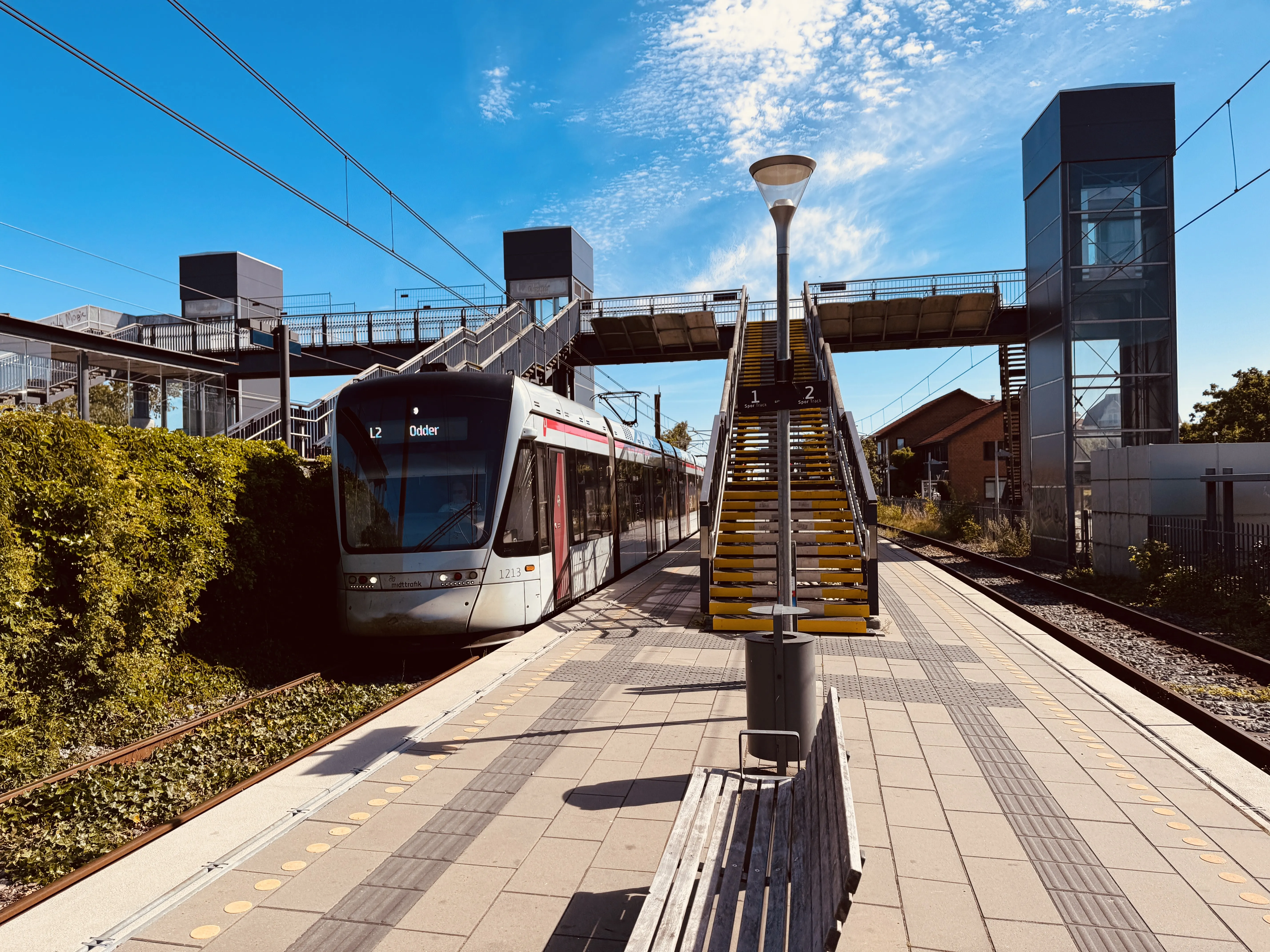 Billede af Aarhus Letbane togsæt 1113 fotograferet ud for Viby Jylland Letbanestation.