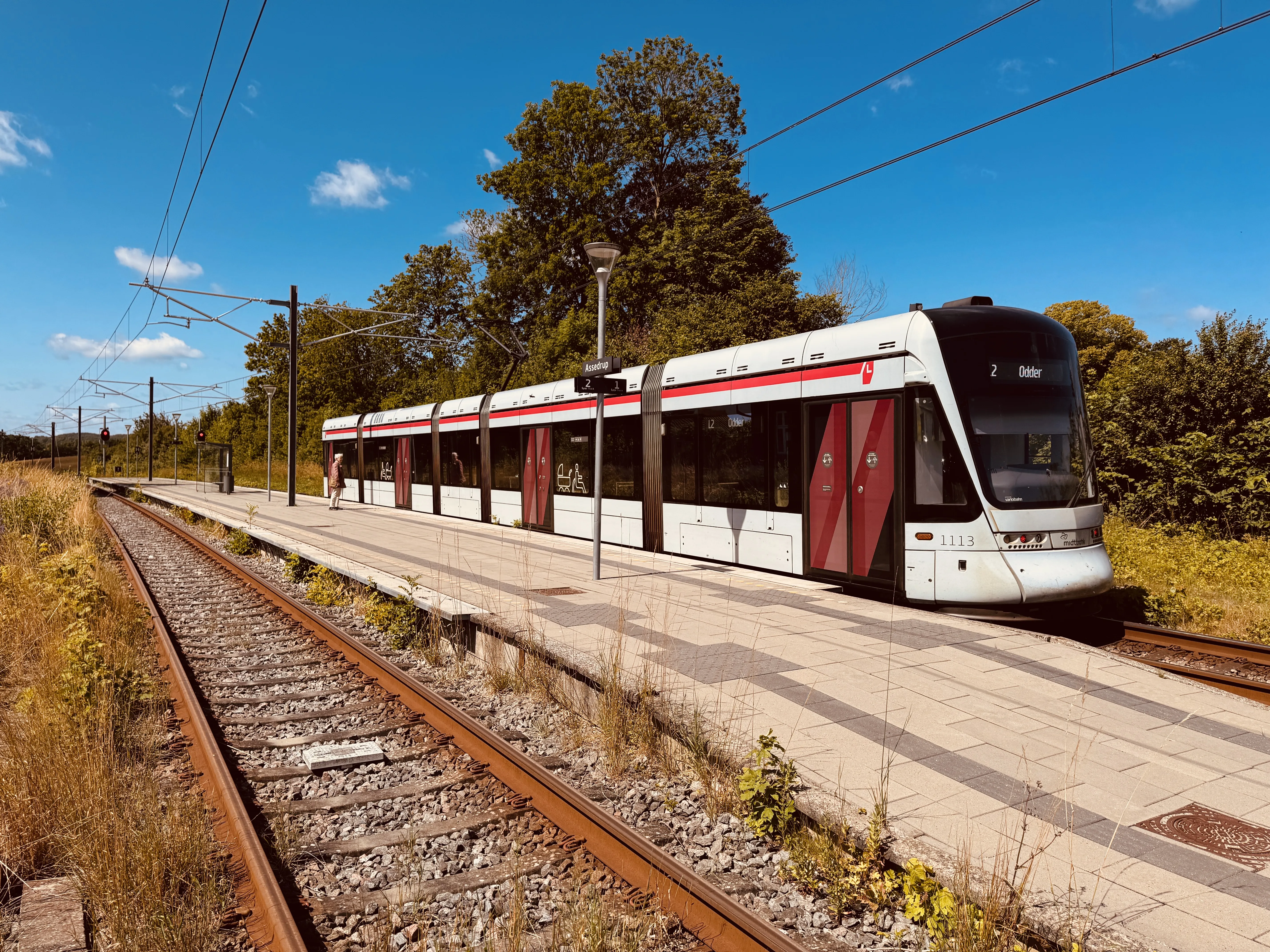 Billede af Aarhus Letbane togsæt 1113 fotograferet ud for Assedrup Letbanestation. Billede af Aarhus Letbane togsæt 1113 fotograferet ud for Assedrup Letbanestation.