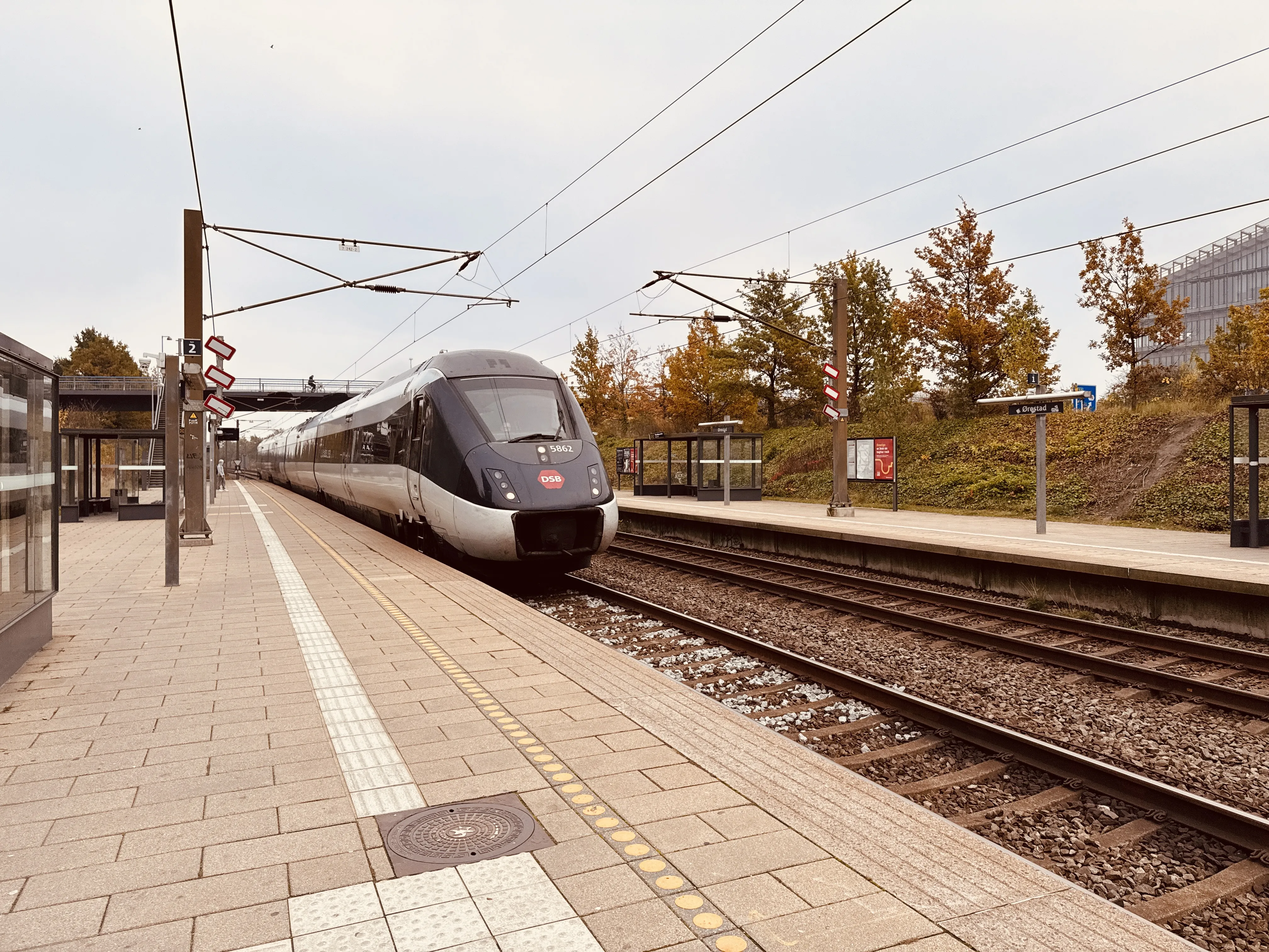 Billede af DSB MG 5662 fotograferet ud for Ørestad Trinbræt.