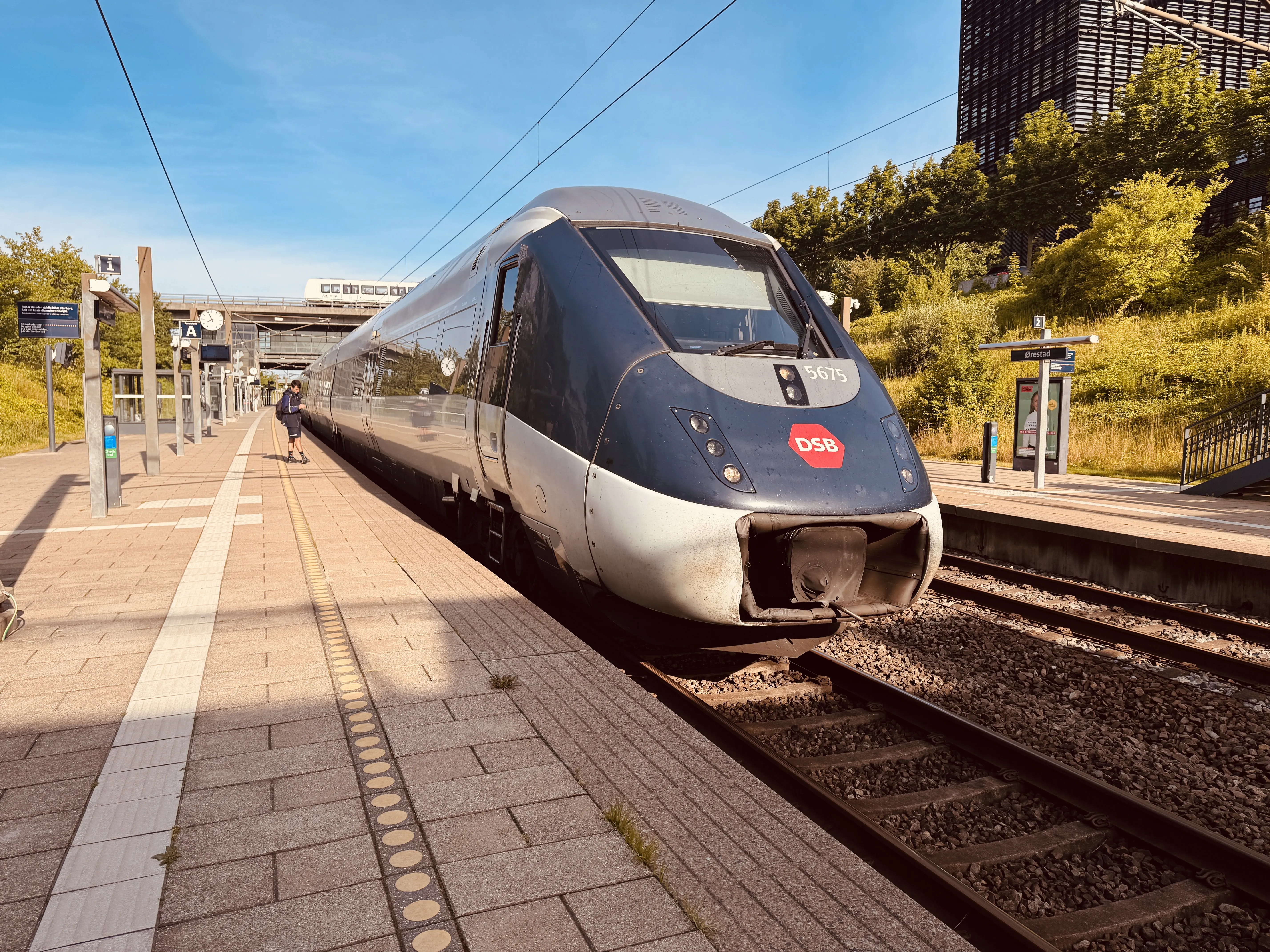 Billede af DSB MG 5675 fotograferet ud for Ørestad Trinbræt.