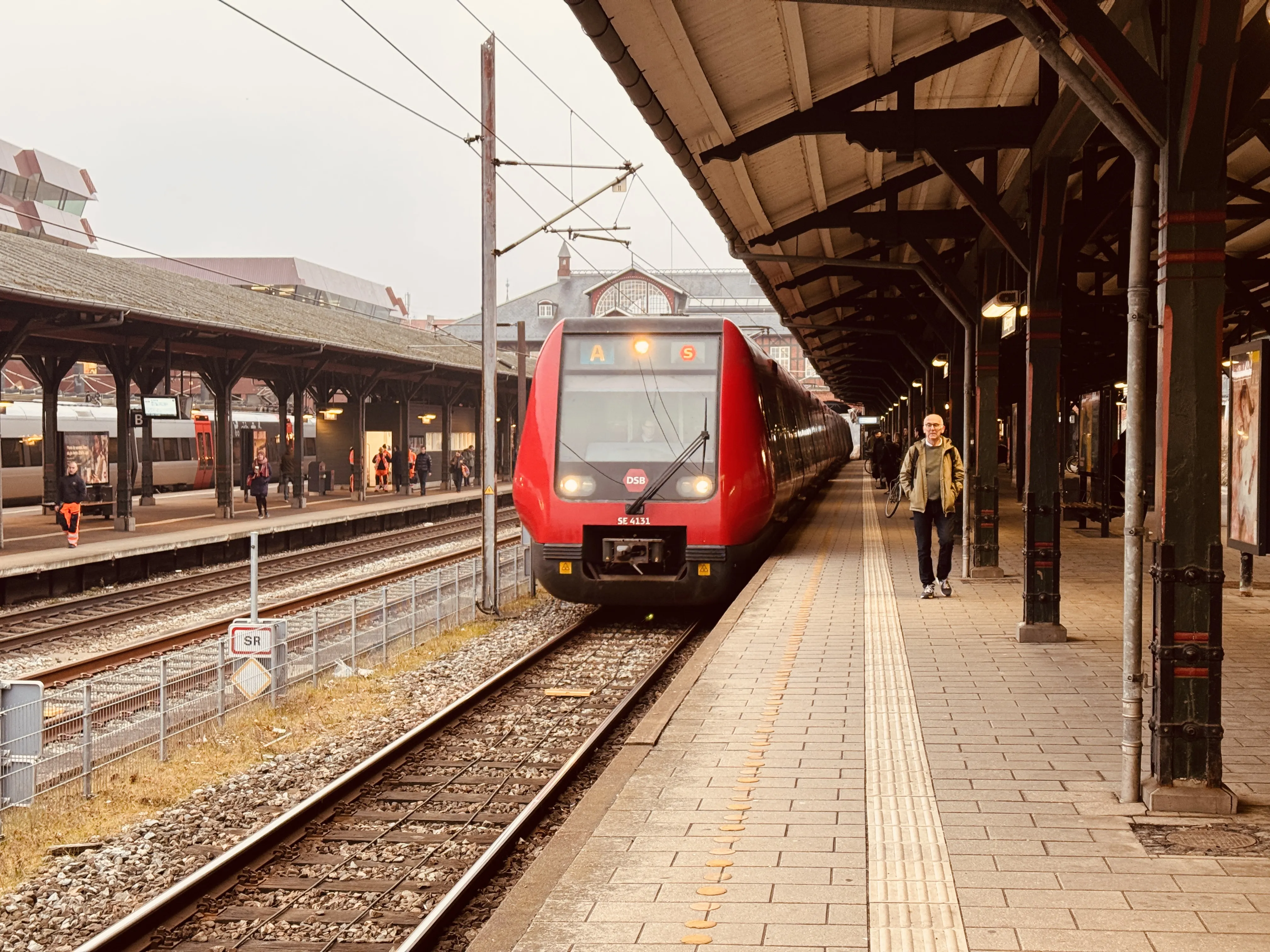 Billede af DSB SE 4131 fotograferet ud for Østerport Station.