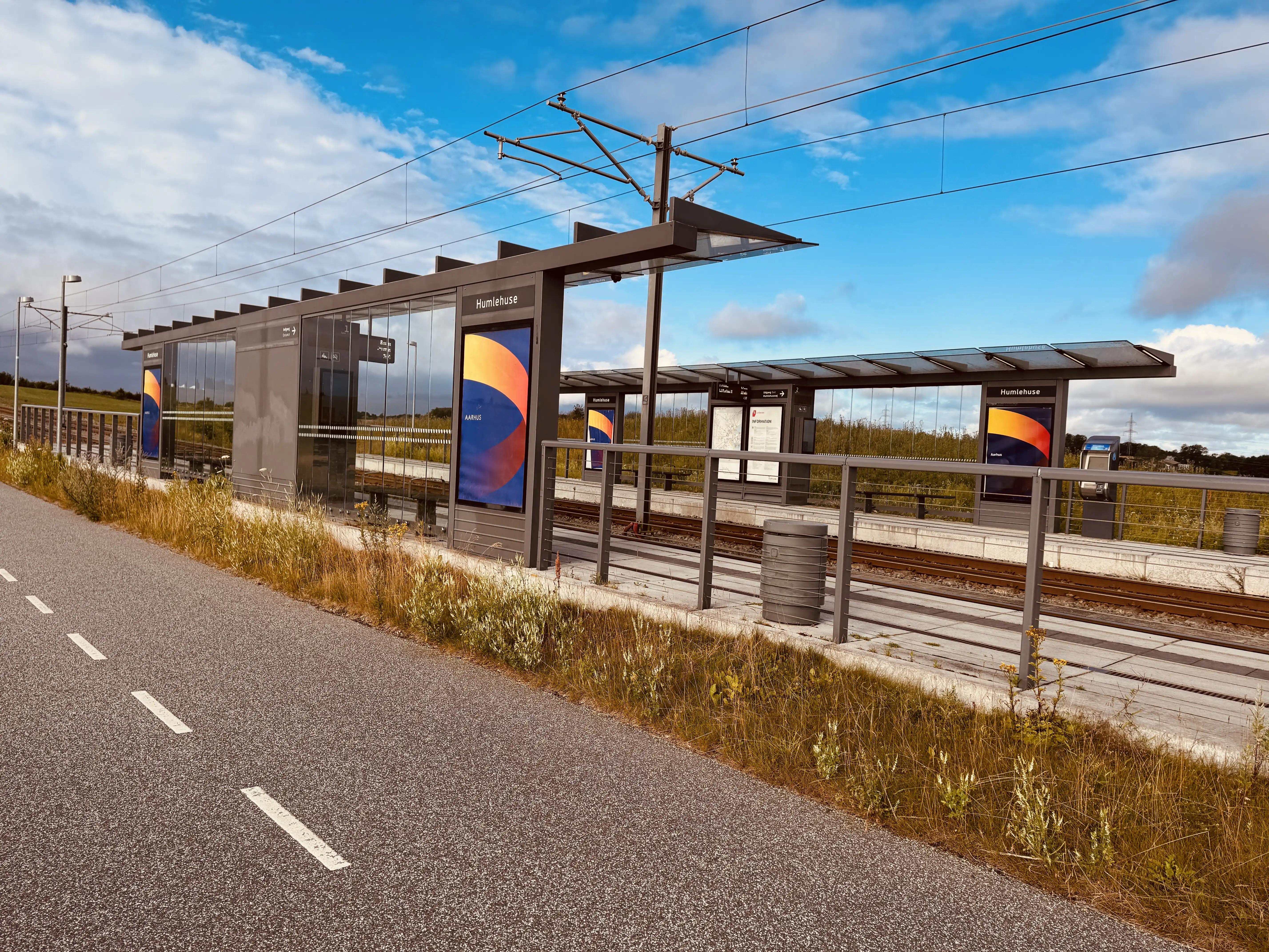 Billede af Humlehuse Letbanestation. Billede af Humlehuse Letbanestation.