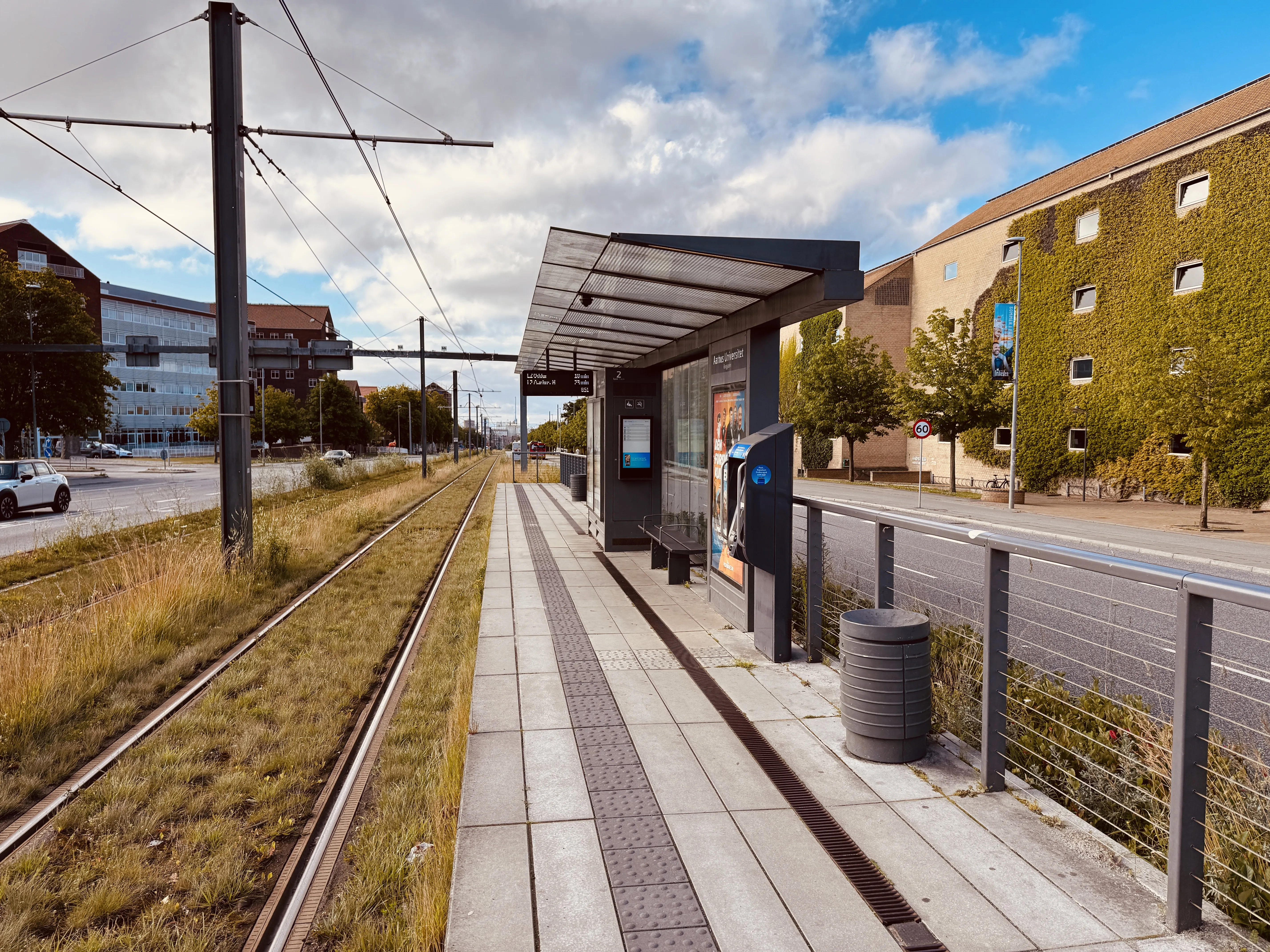 Billede af Aarhus Universitet (Ringgaden) Letbanestation. Billede af Aarhus Universitet (Ringgaden) Letbanestation.