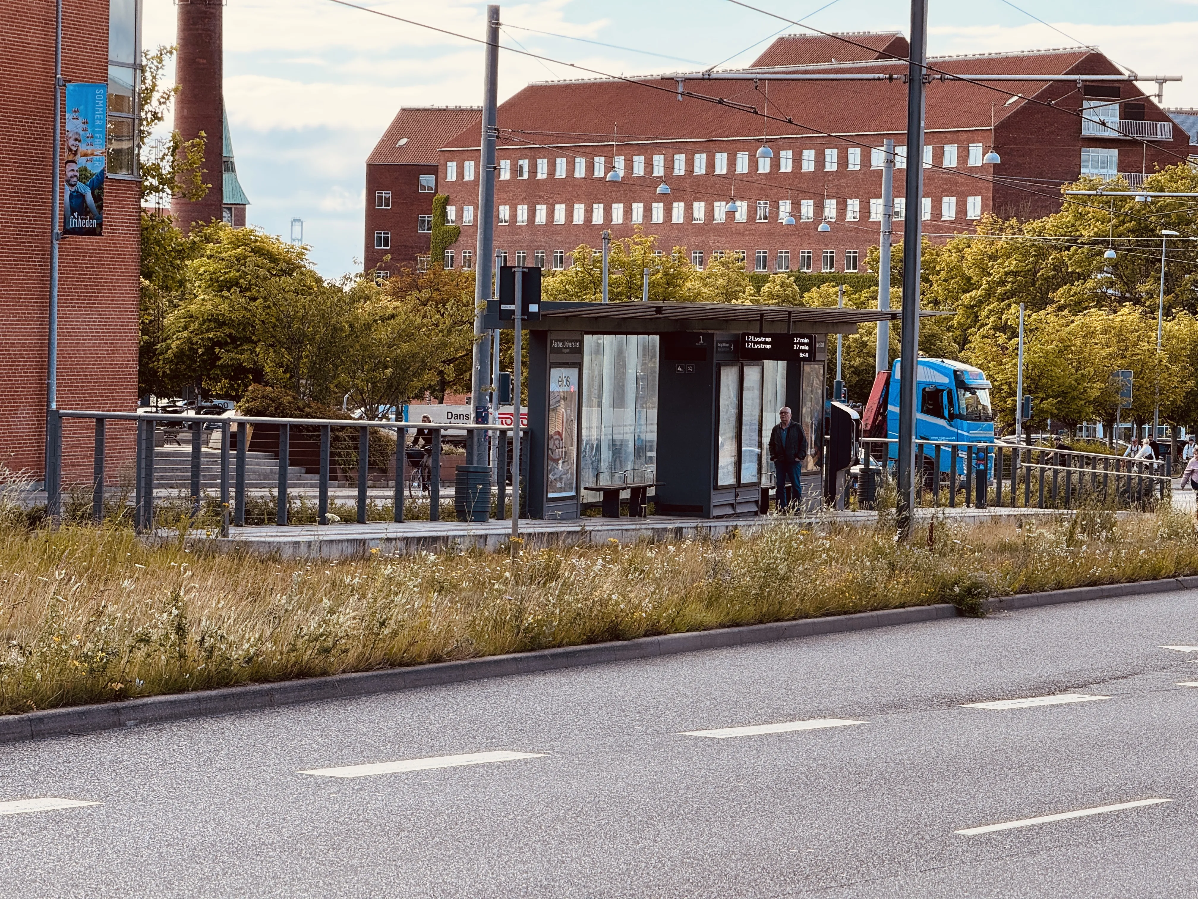 Billede af Aarhus Universitet (Ringgaden) Letbanestation. Billede af Aarhus Universitet (Ringgaden) Letbanestation.