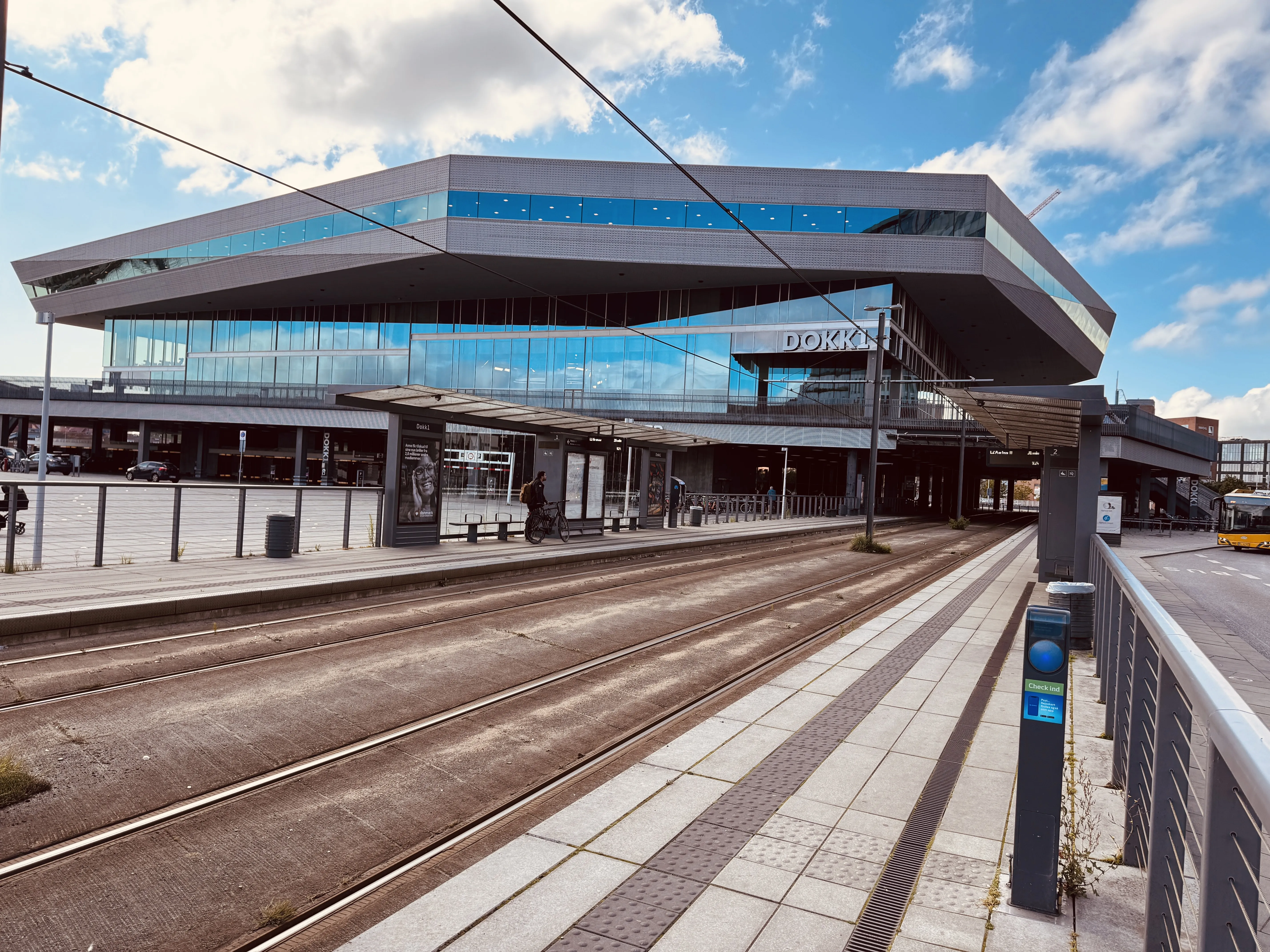 Billede af Dokk1 Letbanestation. Billede af Dokk1 Letbanestation.