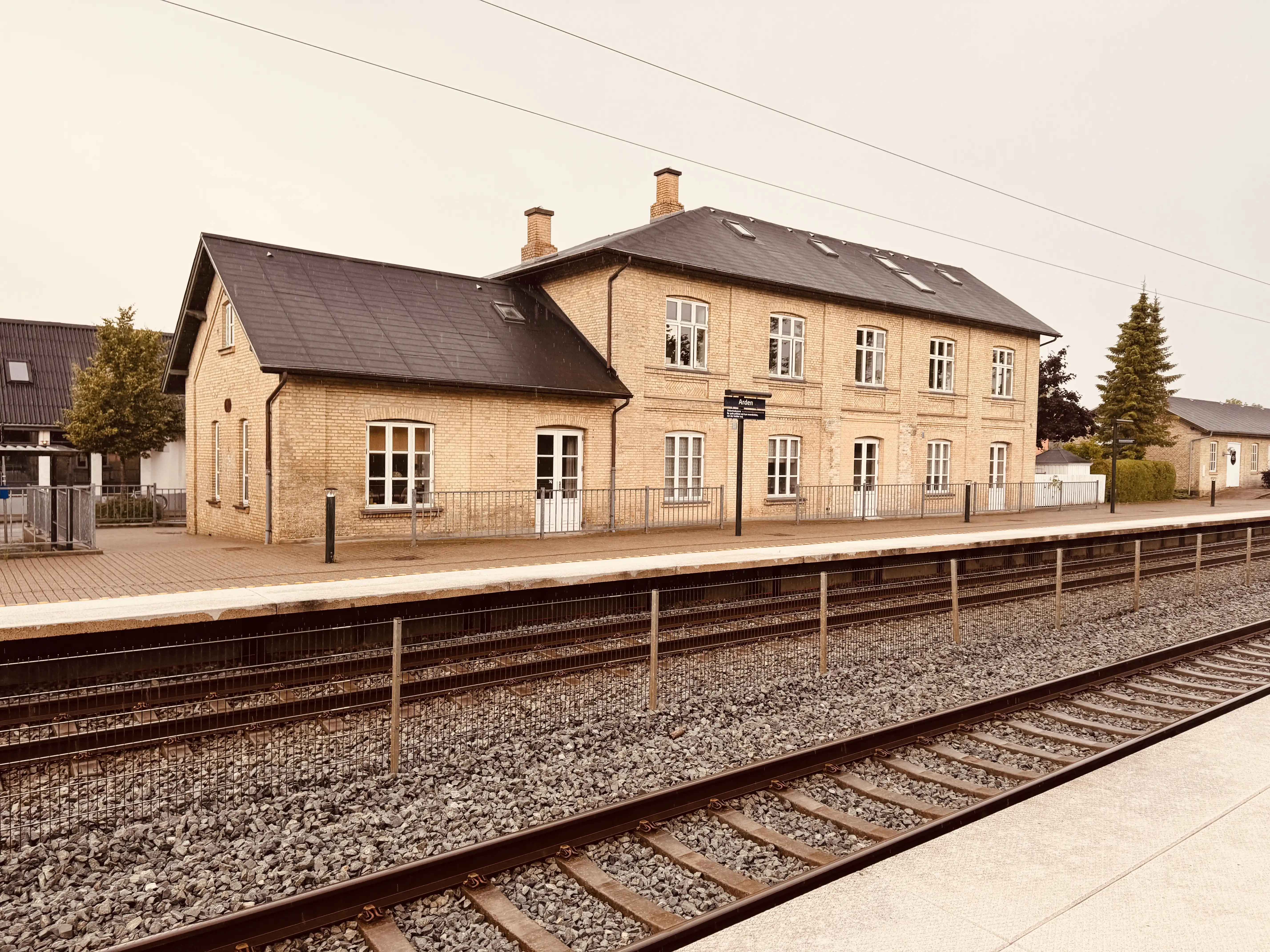 Billede af Arden Station. Billede af Arden Station.