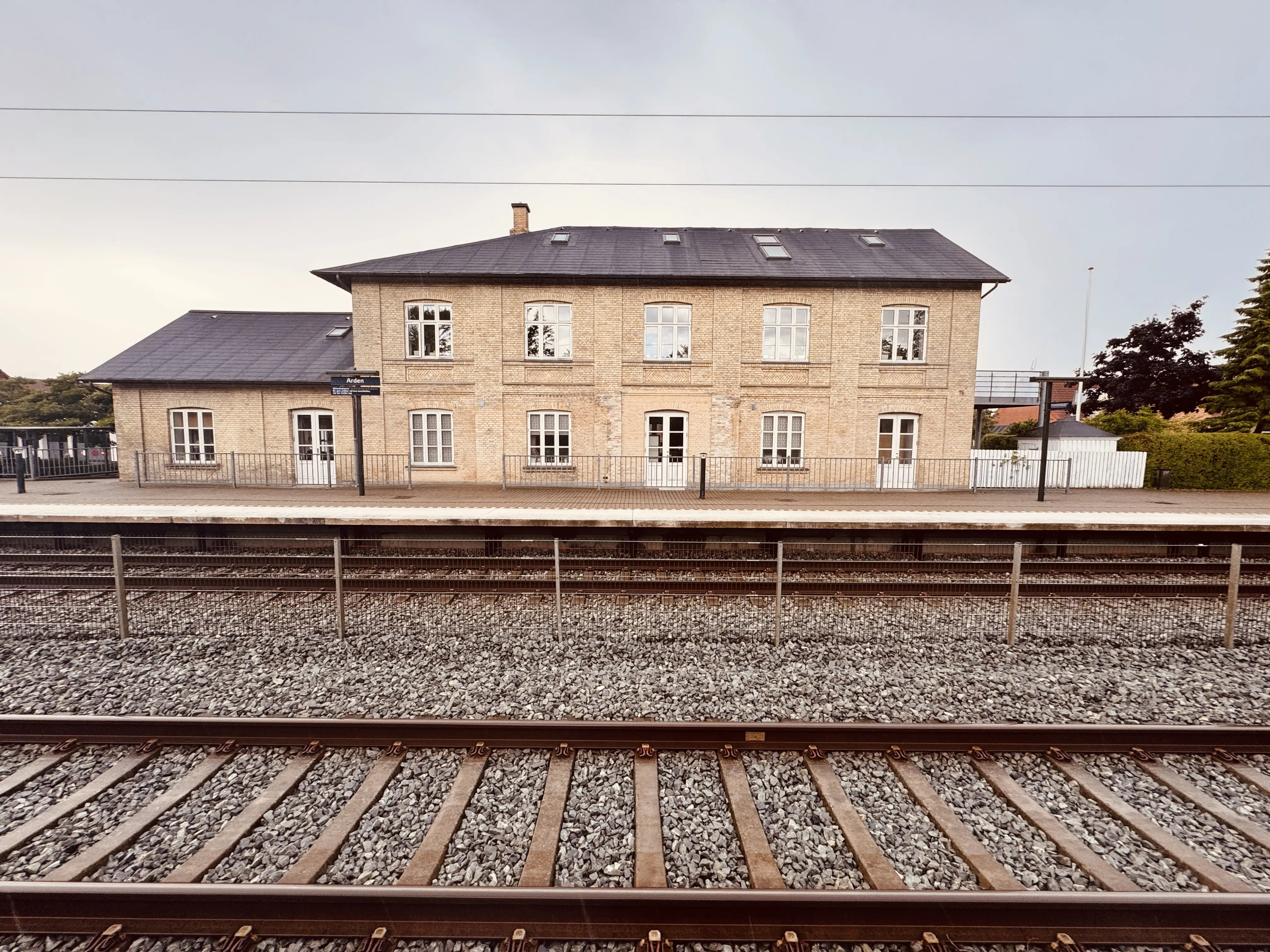 Billede af Arden Station. Billede af Arden Station.