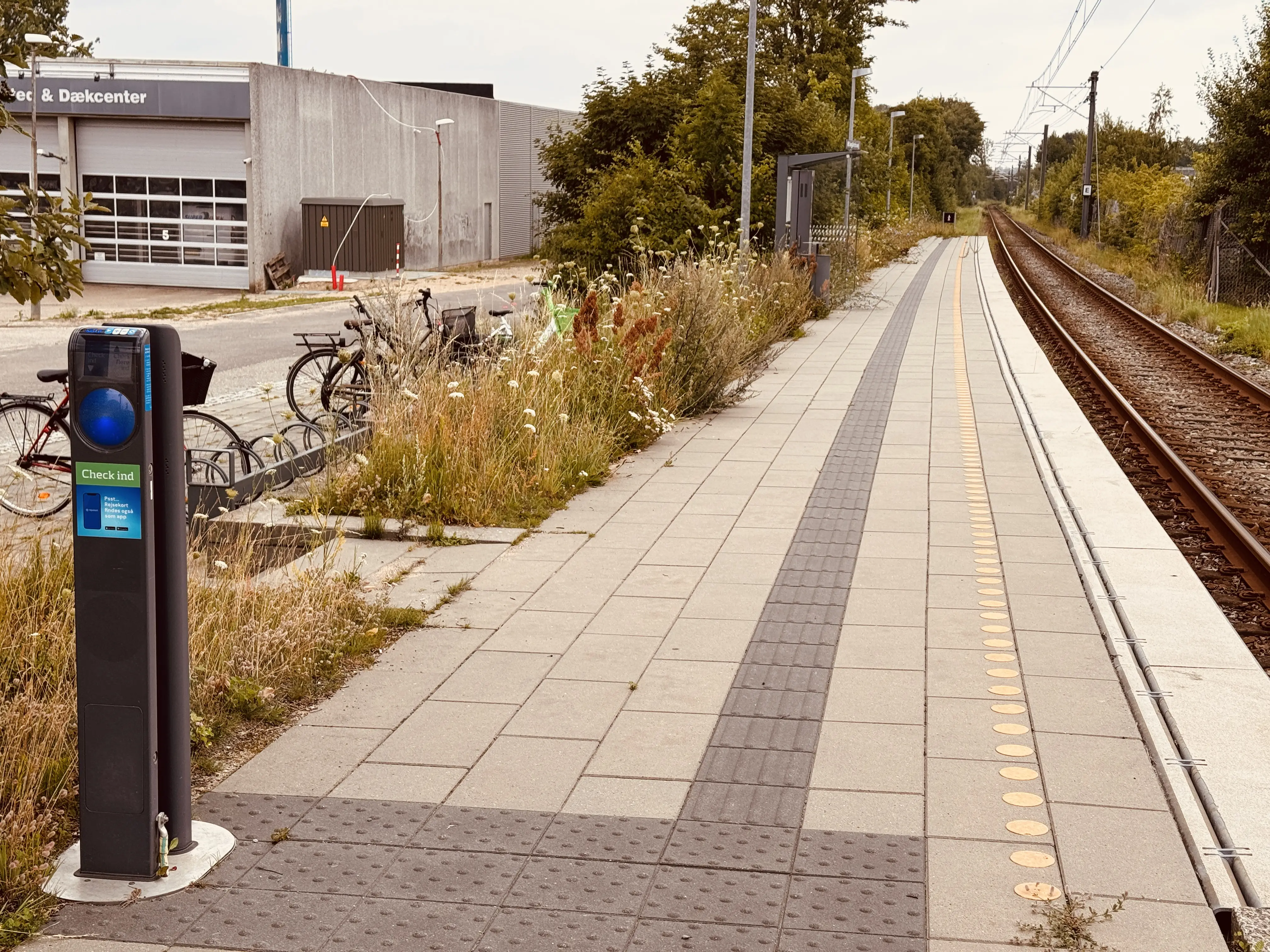 Billede af Øllegårdsvej Trinbræt. Billede af Øllegårdsvej Trinbræt.