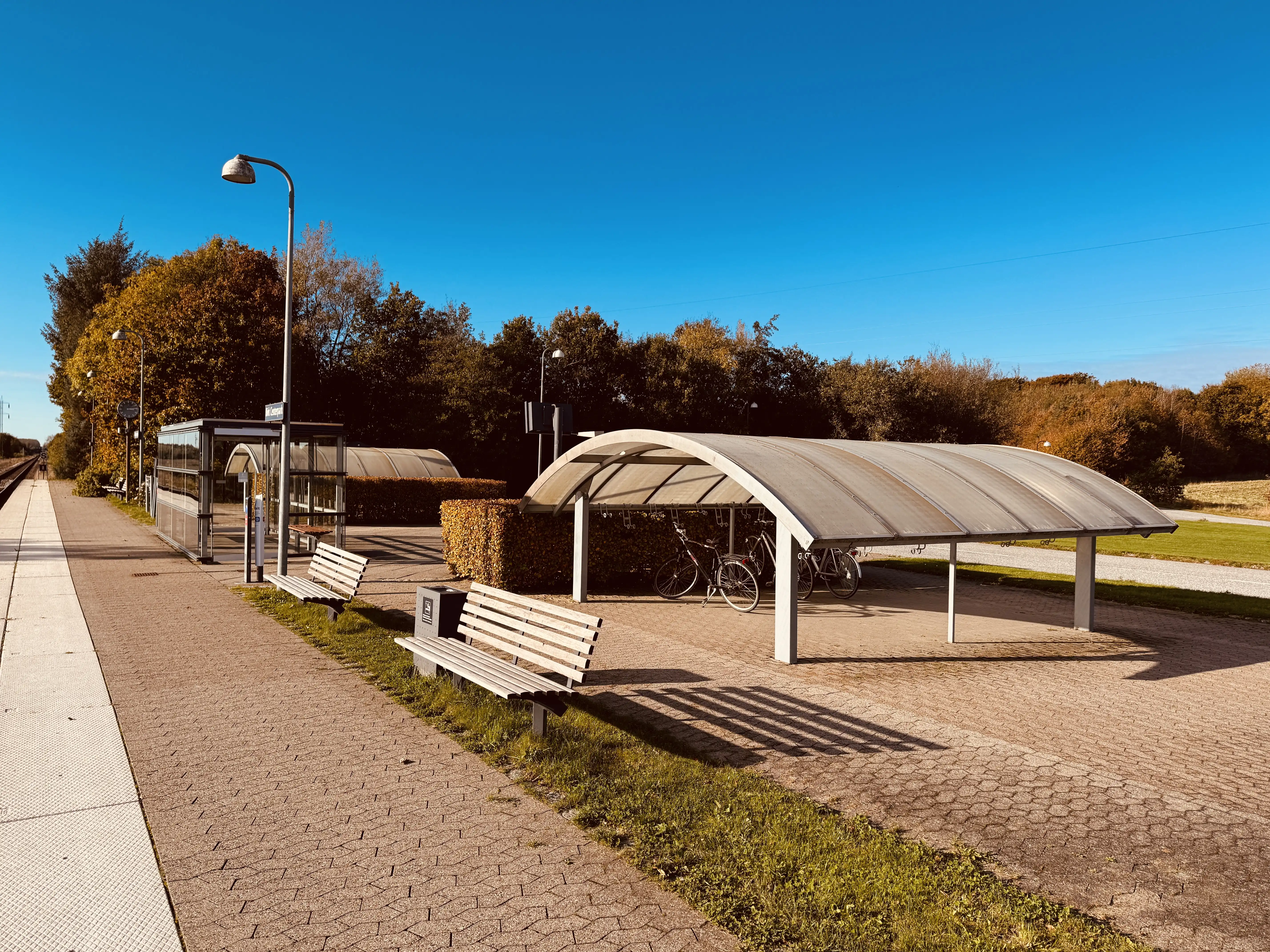 Billede af Birk Centerpark Trinbræt. Billede af Birk Centerpark Trinbræt.