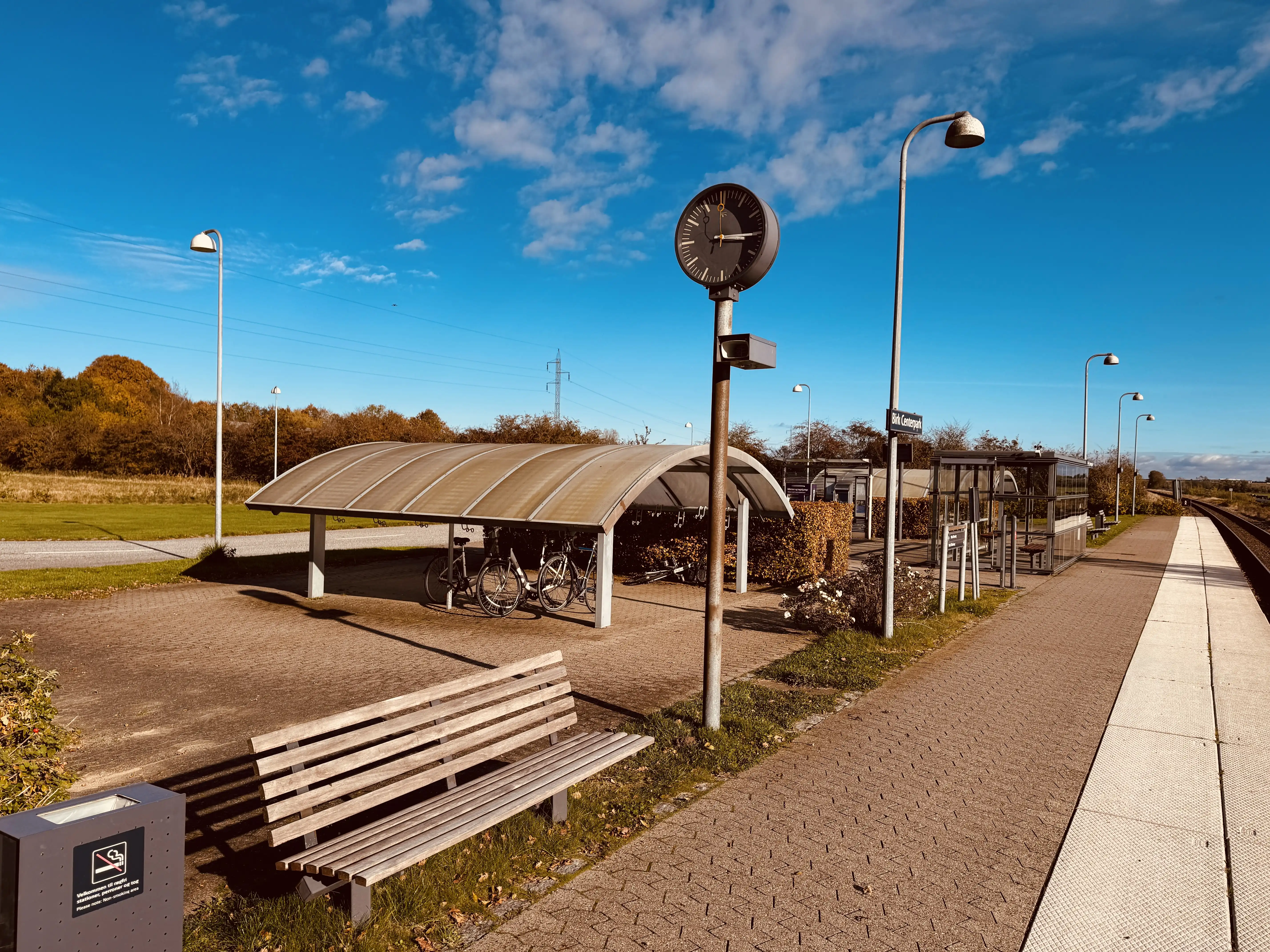Billede af Birk Centerpark Trinbræt. Billede af Birk Centerpark Trinbræt.