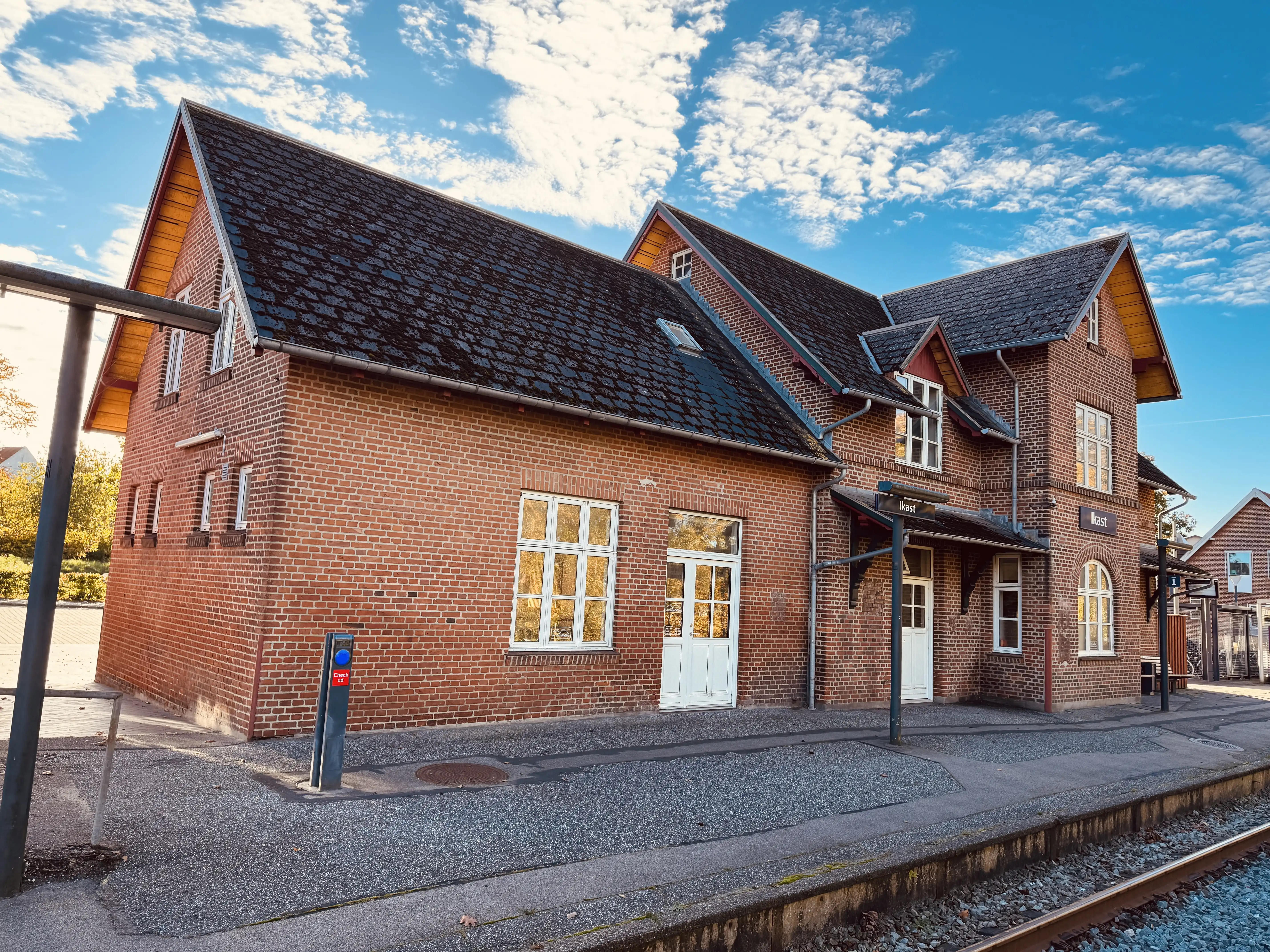 Billede af Ikast Station. Billede af Ikast Station.