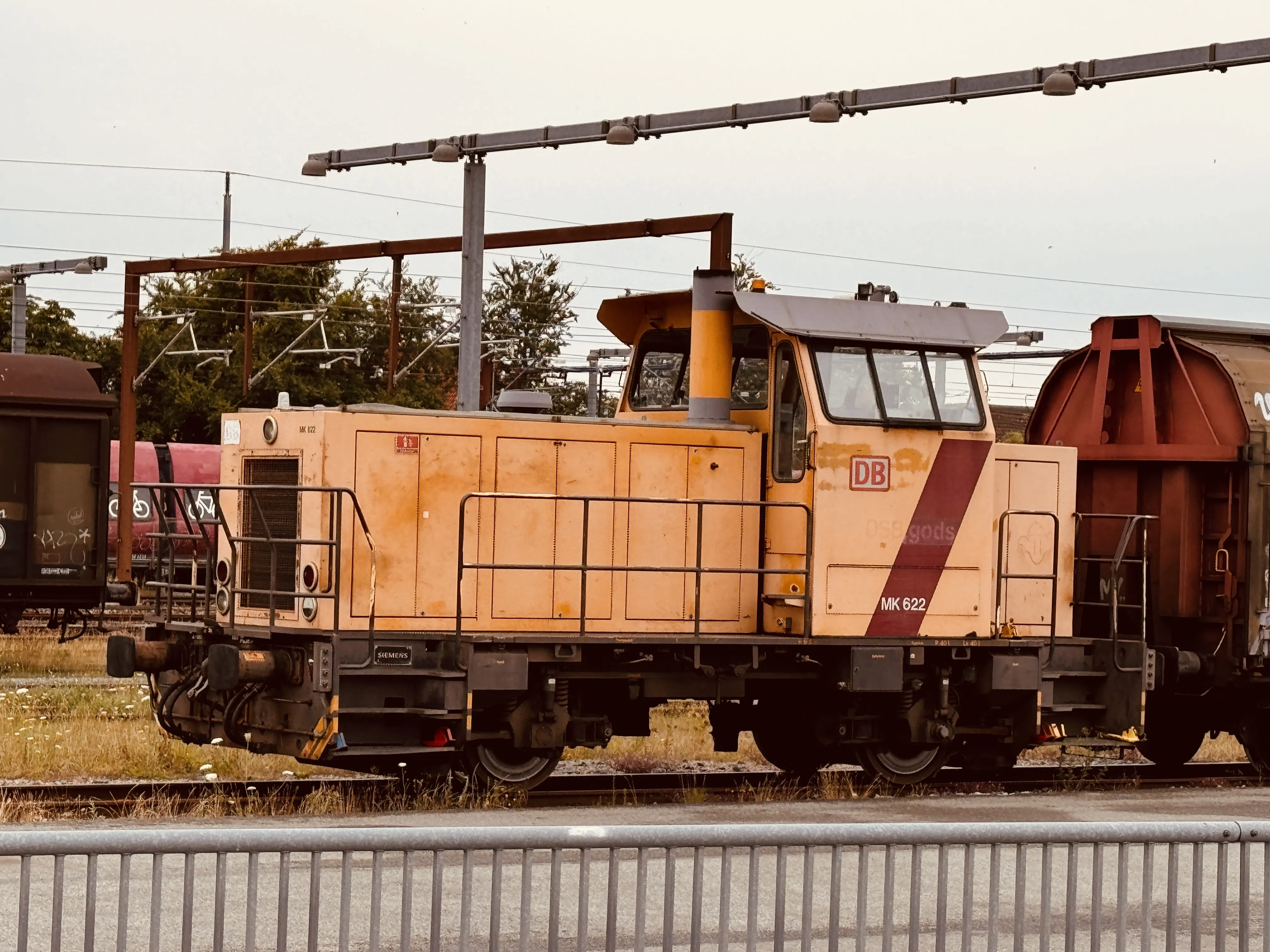 Billede af DBCSC MK 622, tidligere DSB MK 622 fotograferet ud for Køge Station.