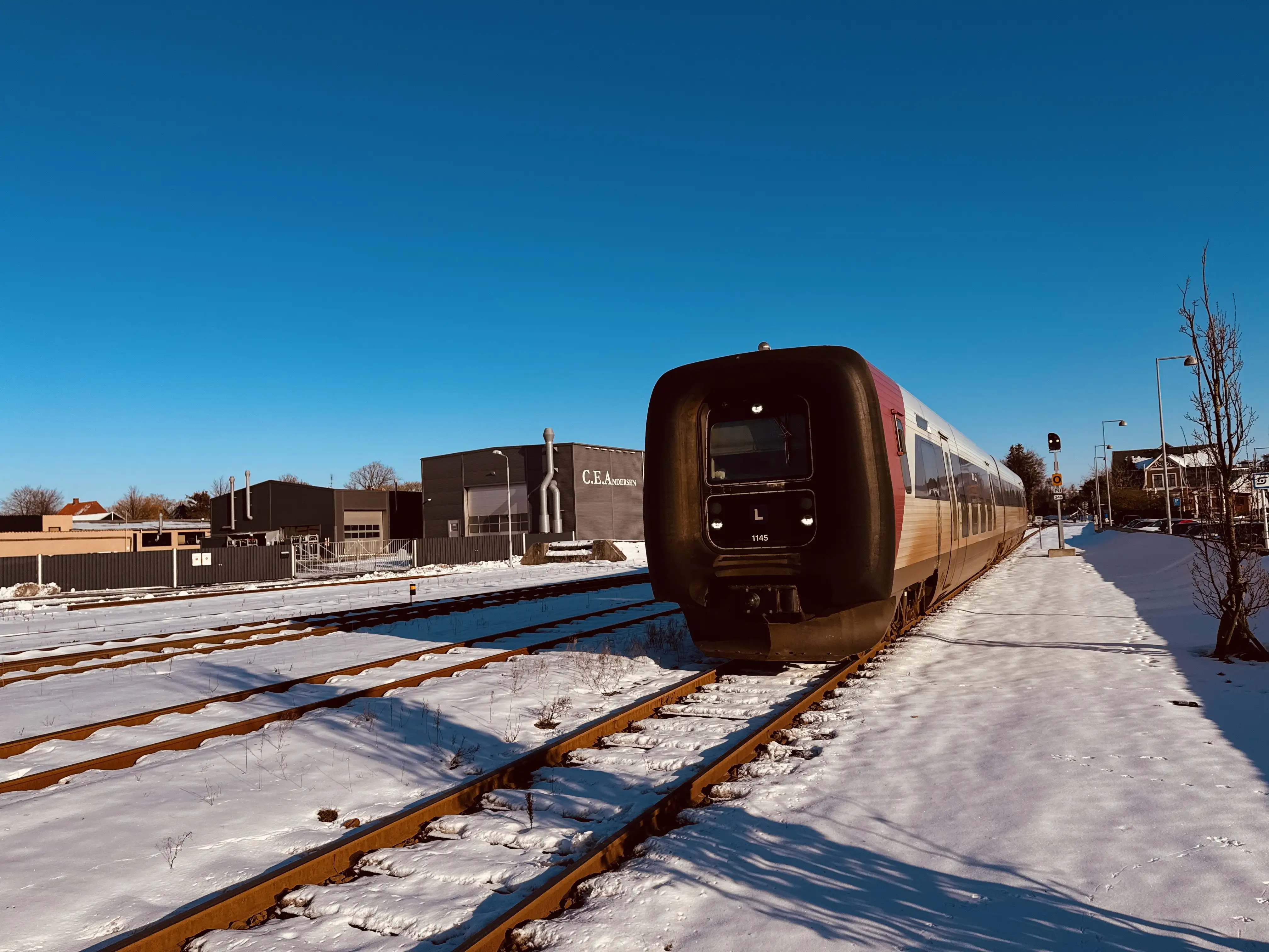 Billede af LT FS 1145, tidligere GDS-HFHJ FS 1145 fotograferet ud for Nakskov Station.